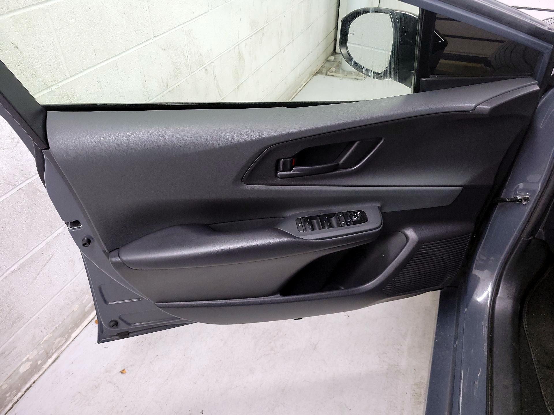 Thumbnail: 2023 Toyota Prius - 12