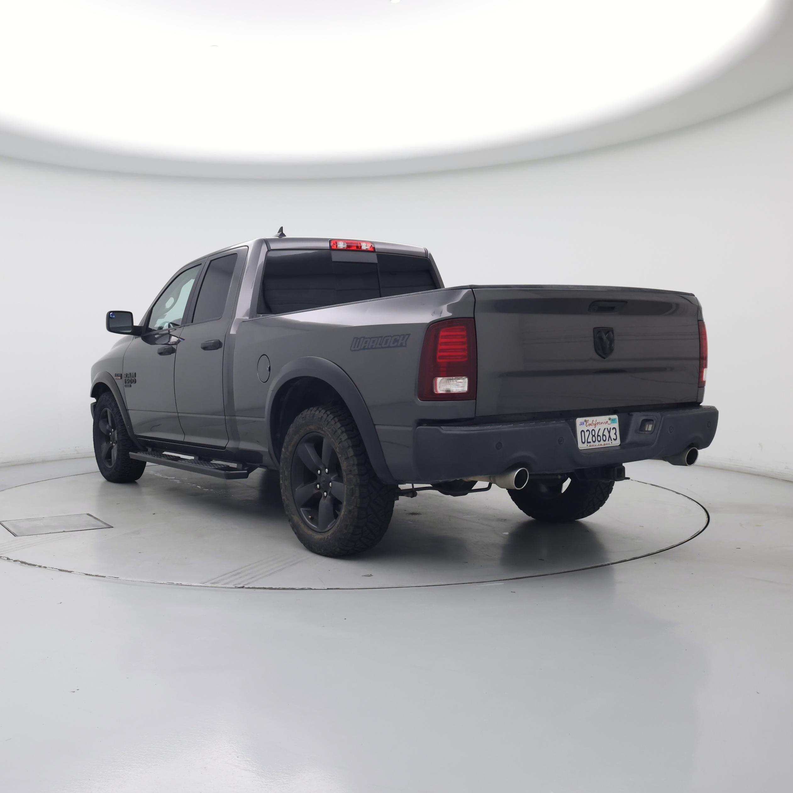 Thumbnail: 2020 RAM 1500 Classic - 2