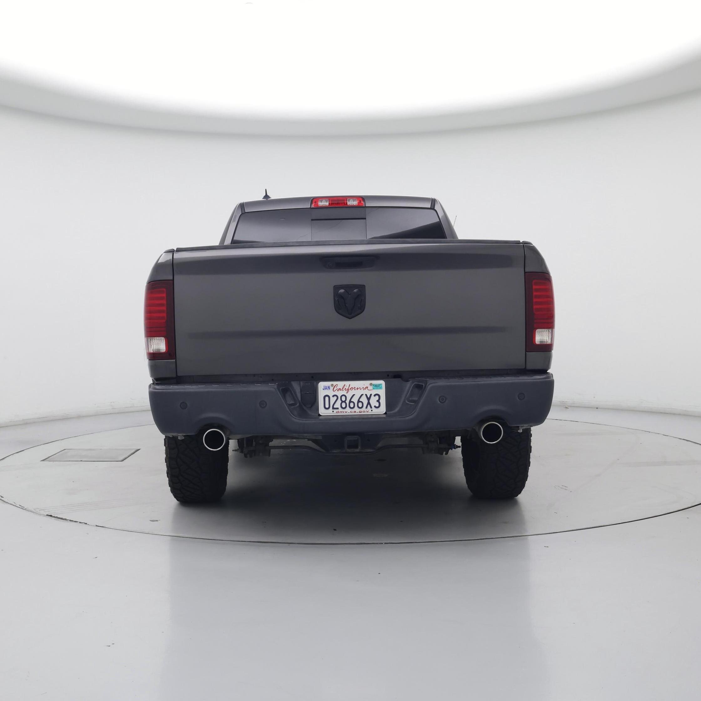Thumbnail: 2020 RAM 1500 Classic - 6