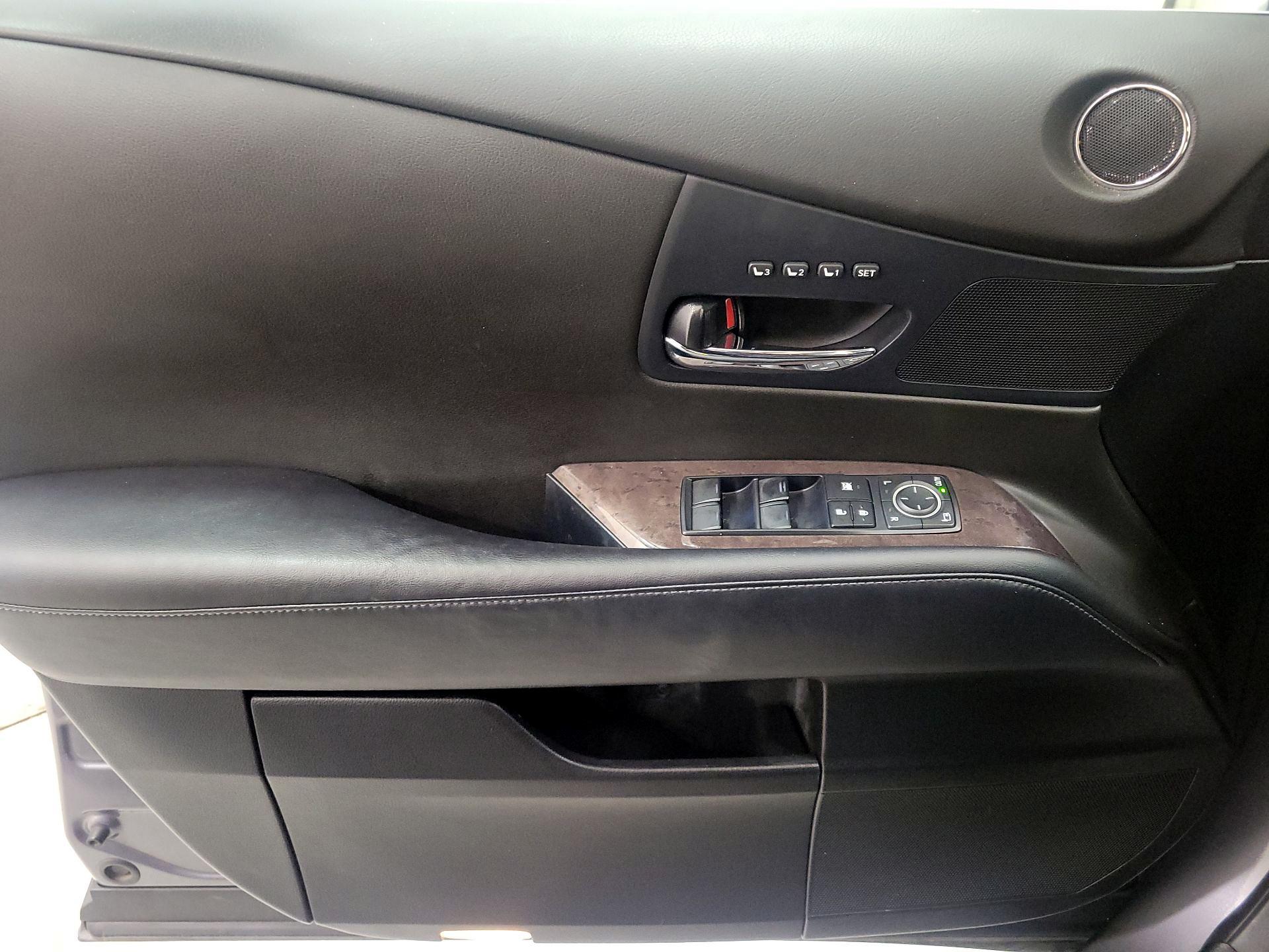 Thumbnail: 2015 Lexus RX - 12