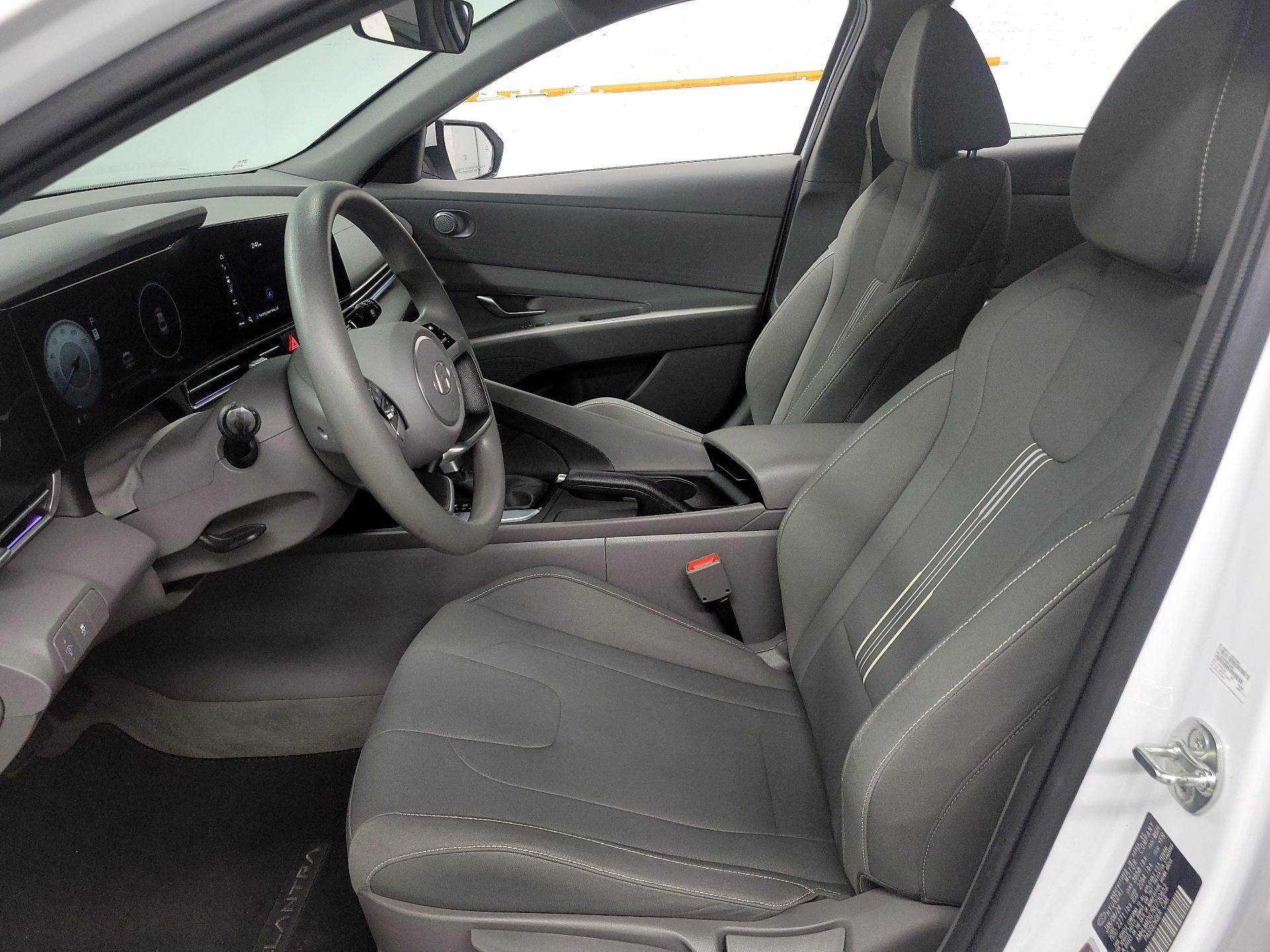 Thumbnail: 2024 Hyundai Elantra - 11