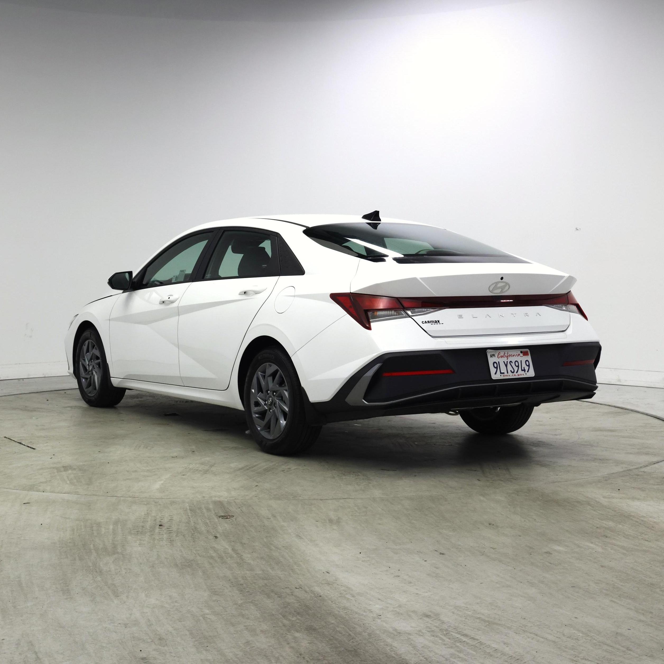 Thumbnail: 2024 Hyundai Elantra - 2