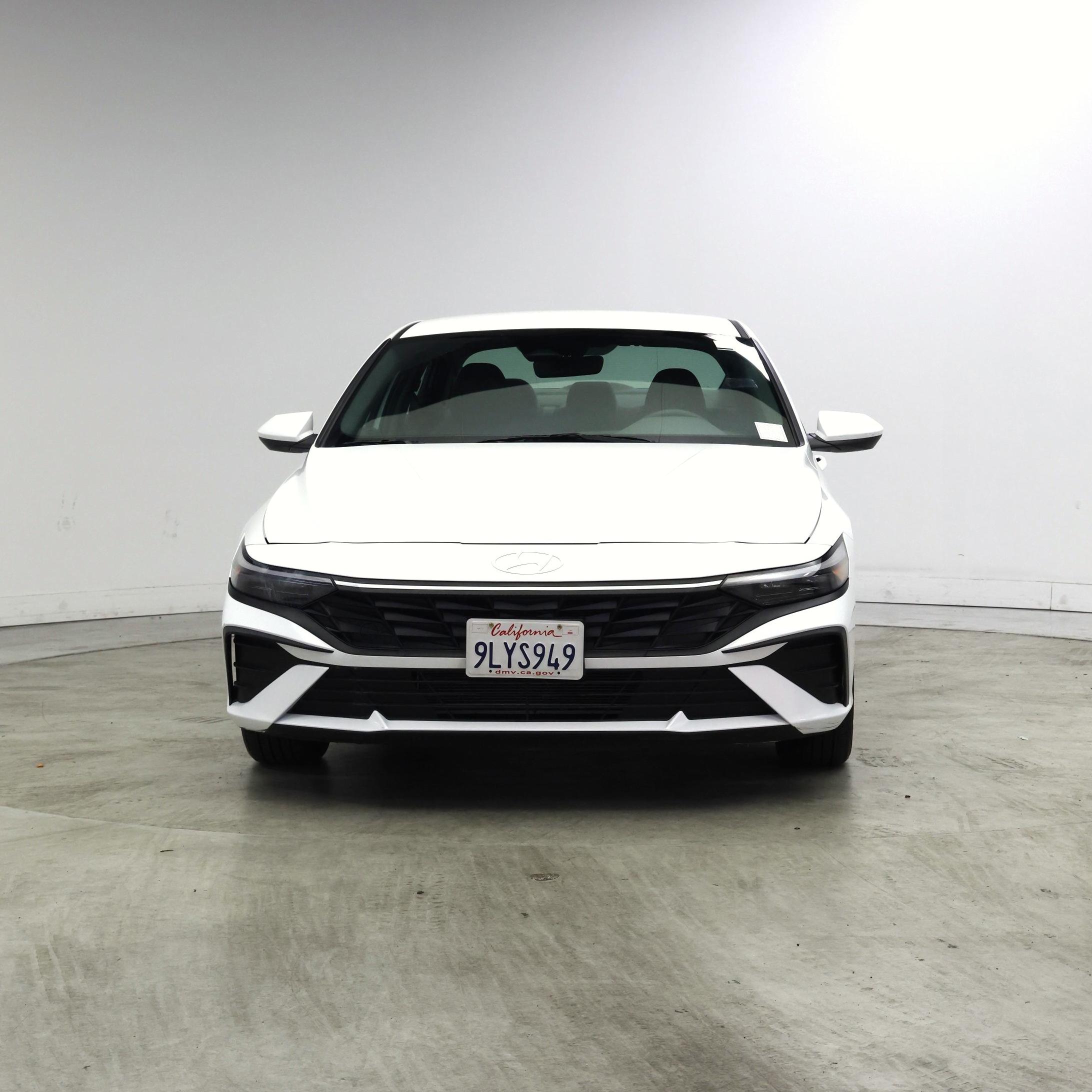 Thumbnail: 2024 Hyundai Elantra - 5