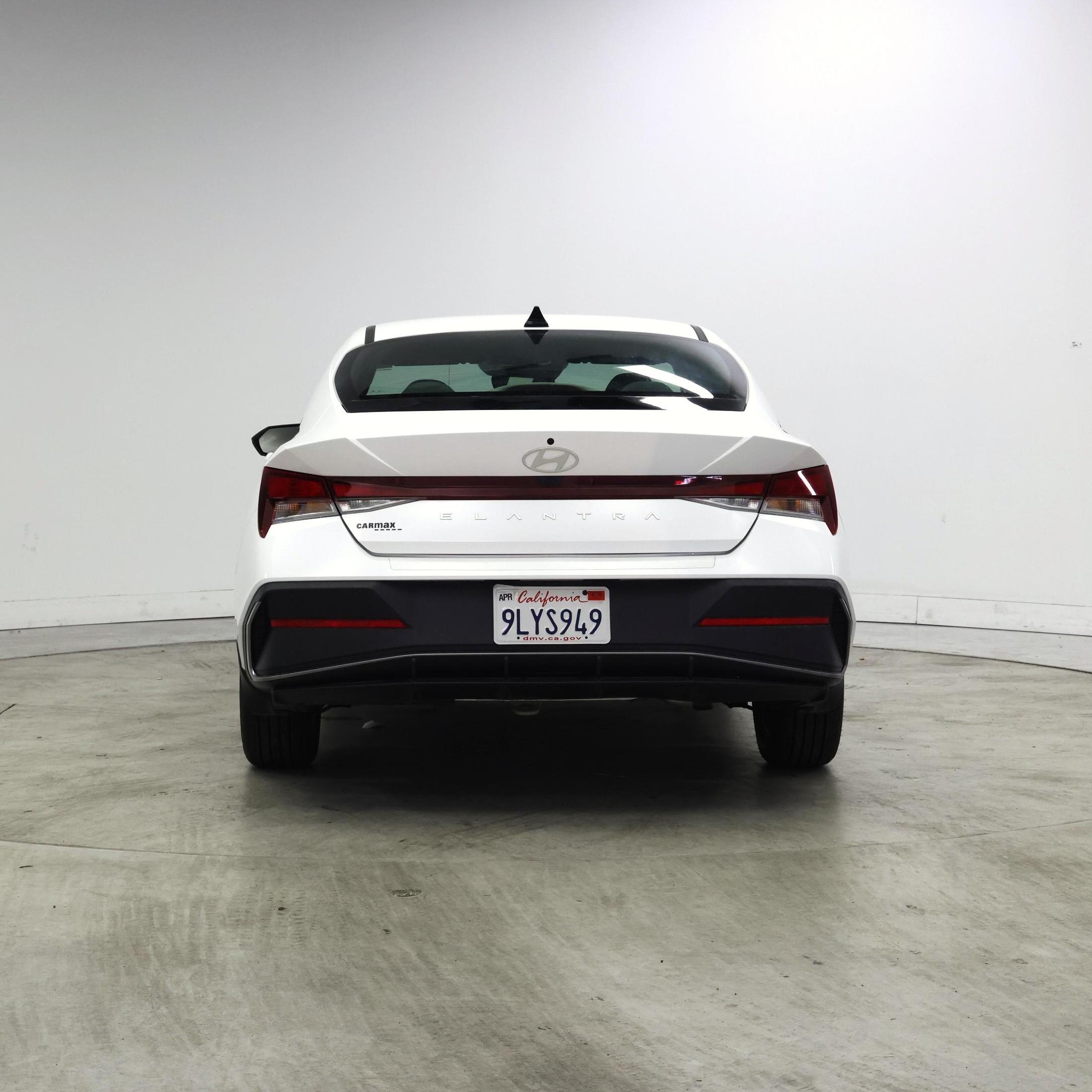 Thumbnail: 2024 Hyundai Elantra - 6