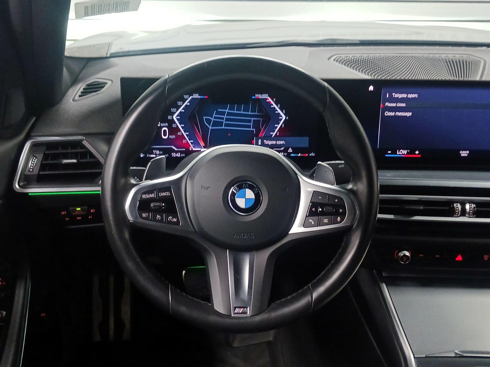 Thumbnail: 2024 BMW 3 Series - 10