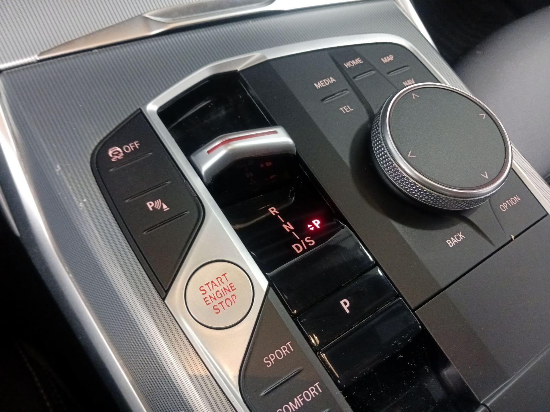 Thumbnail: 2024 BMW 3 Series - 15