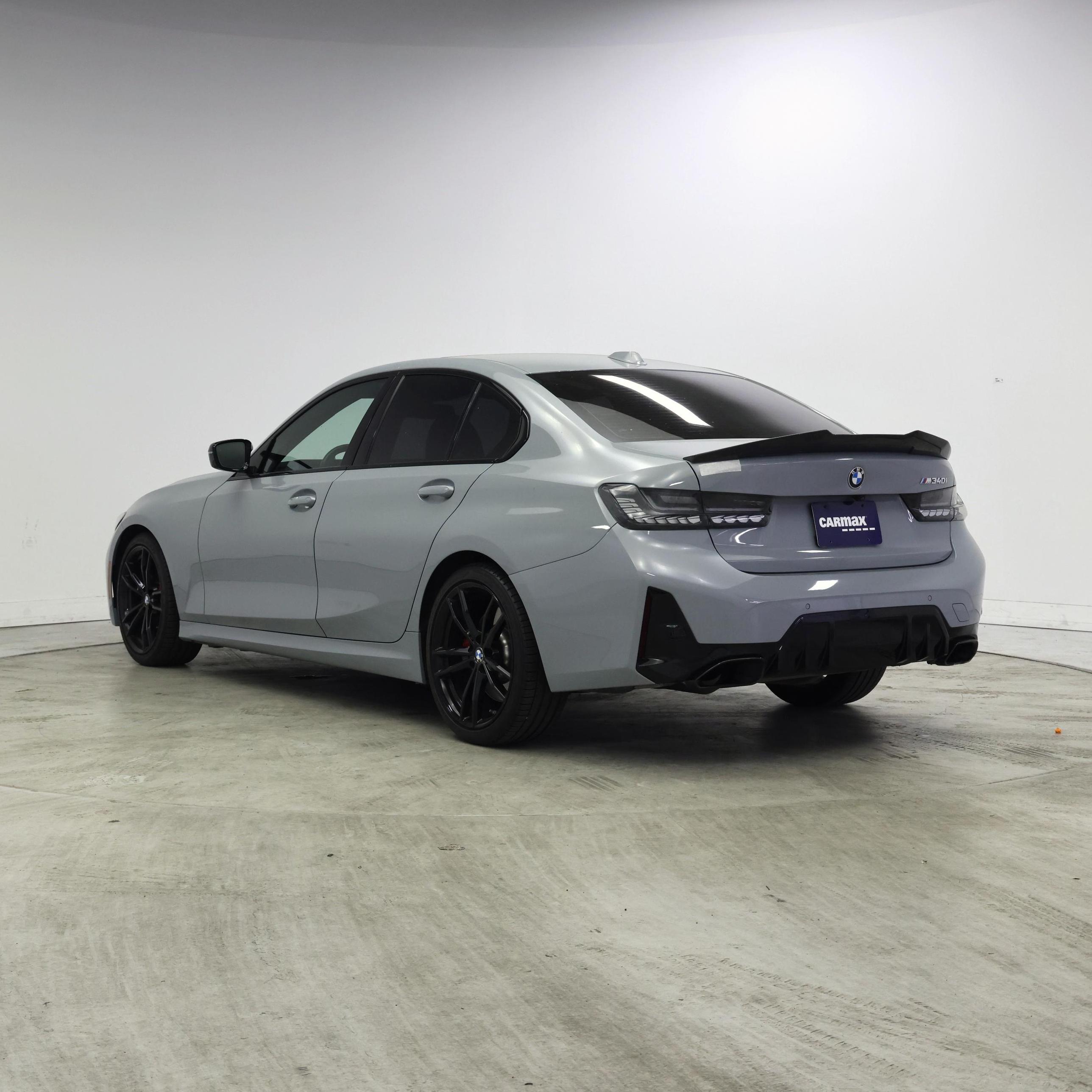 Thumbnail: 2024 BMW 3 Series - 2