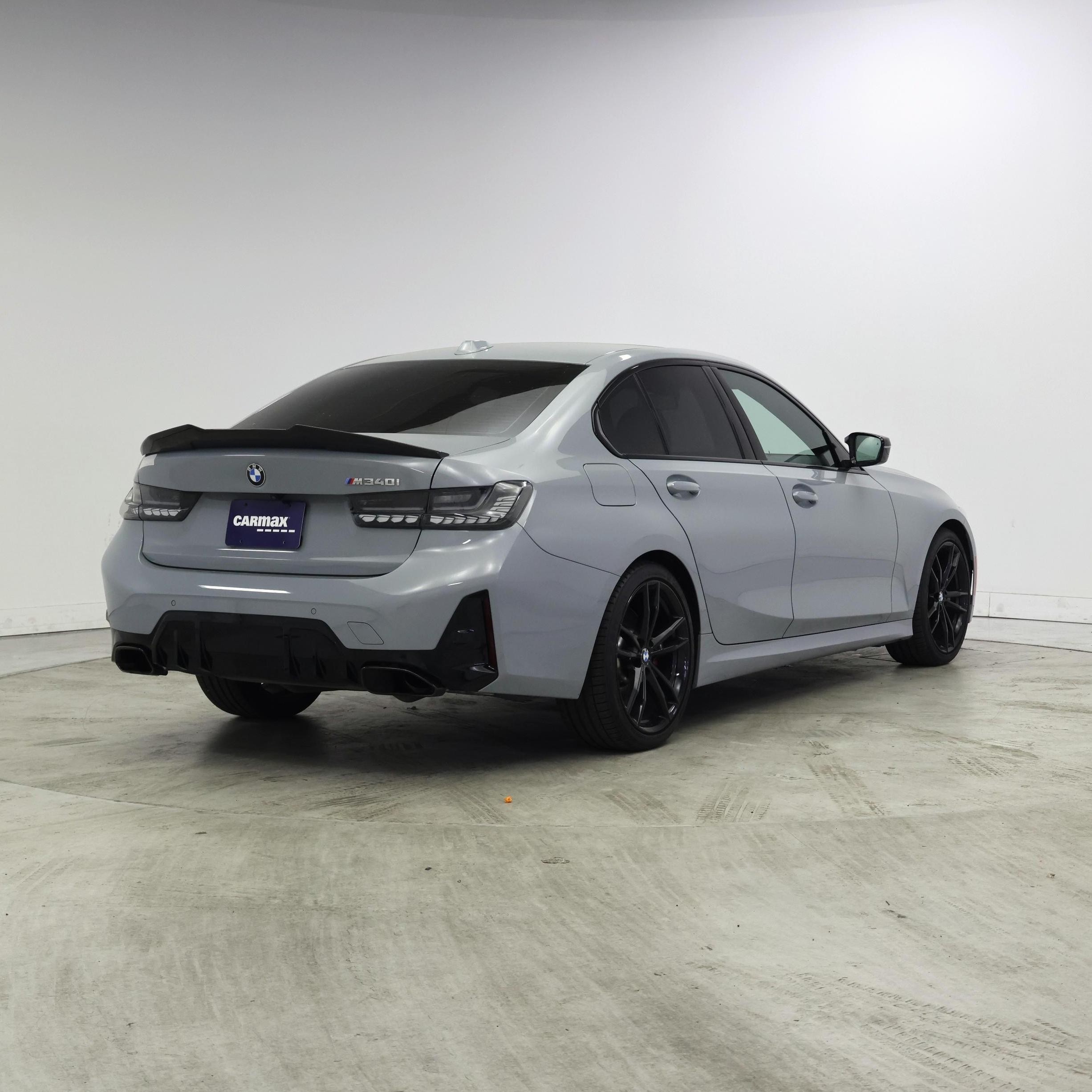 Thumbnail: 2024 BMW 3 Series - 8