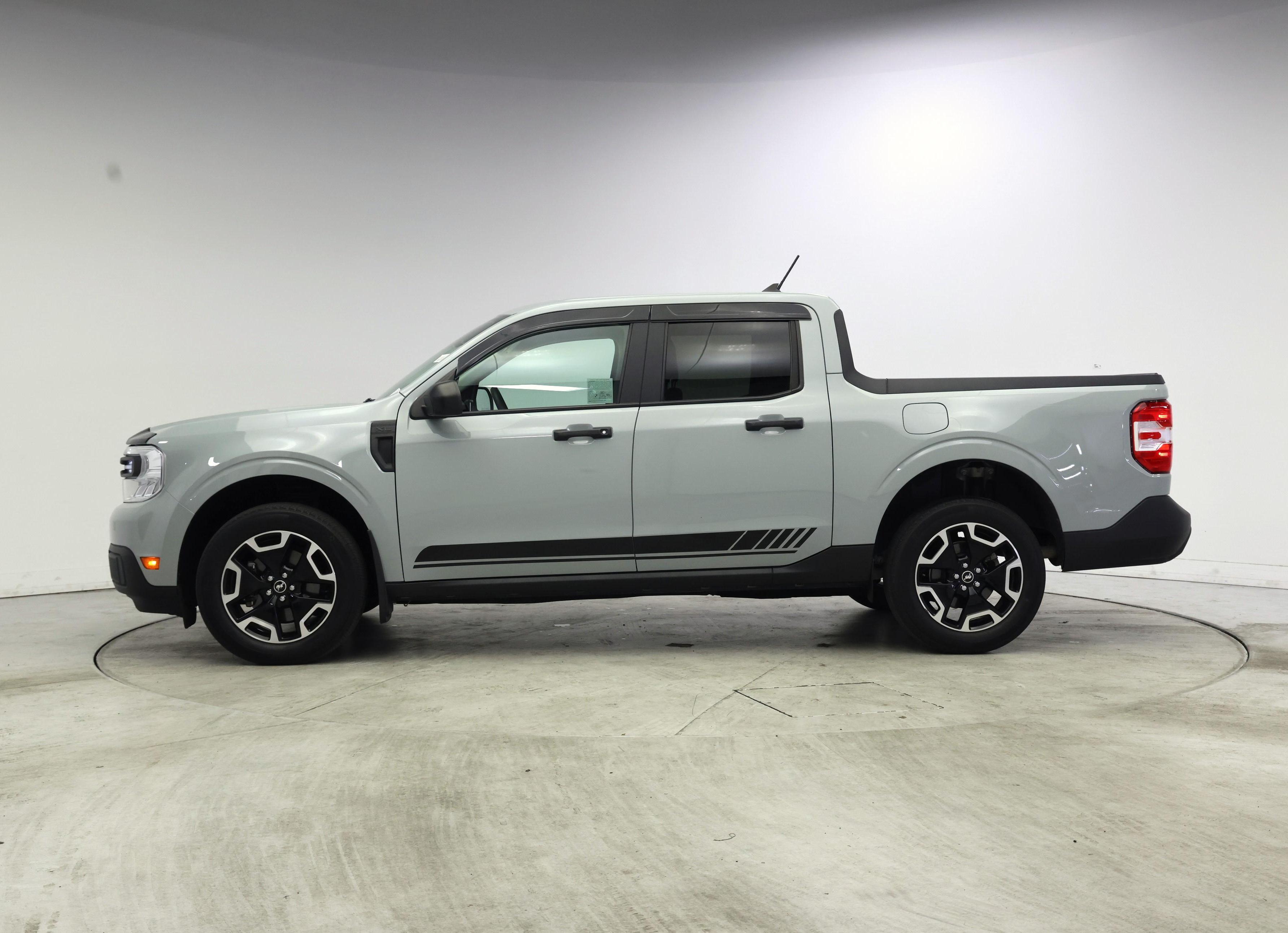 Thumbnail: 2022 Ford Maverick - 3