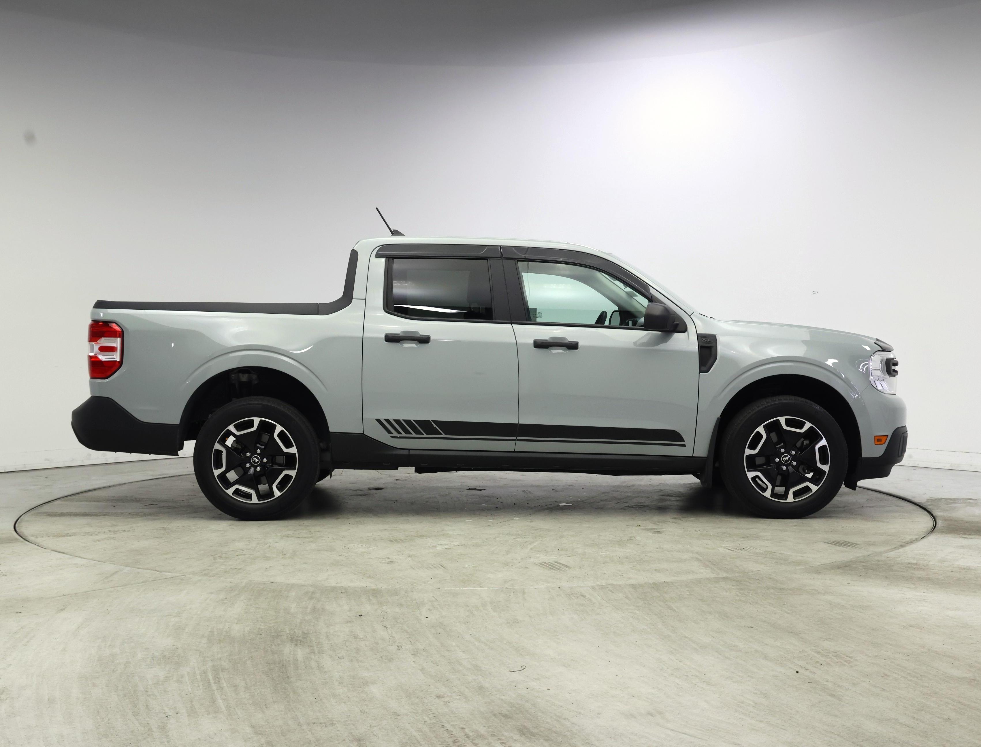 Thumbnail: 2022 Ford Maverick - 7