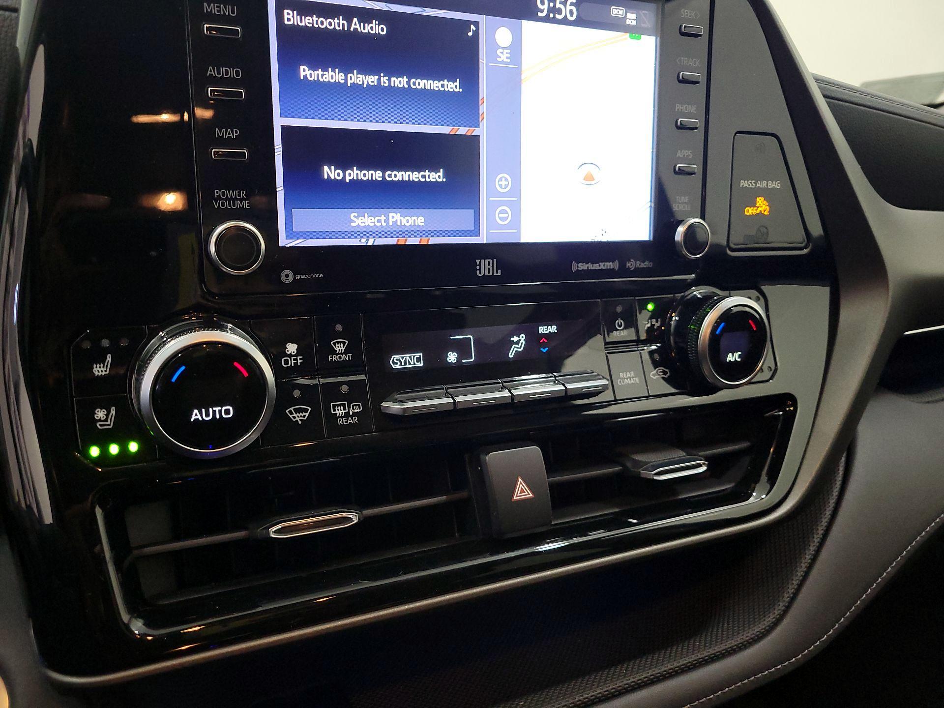 Thumbnail: 2020 Toyota Highlander - 17