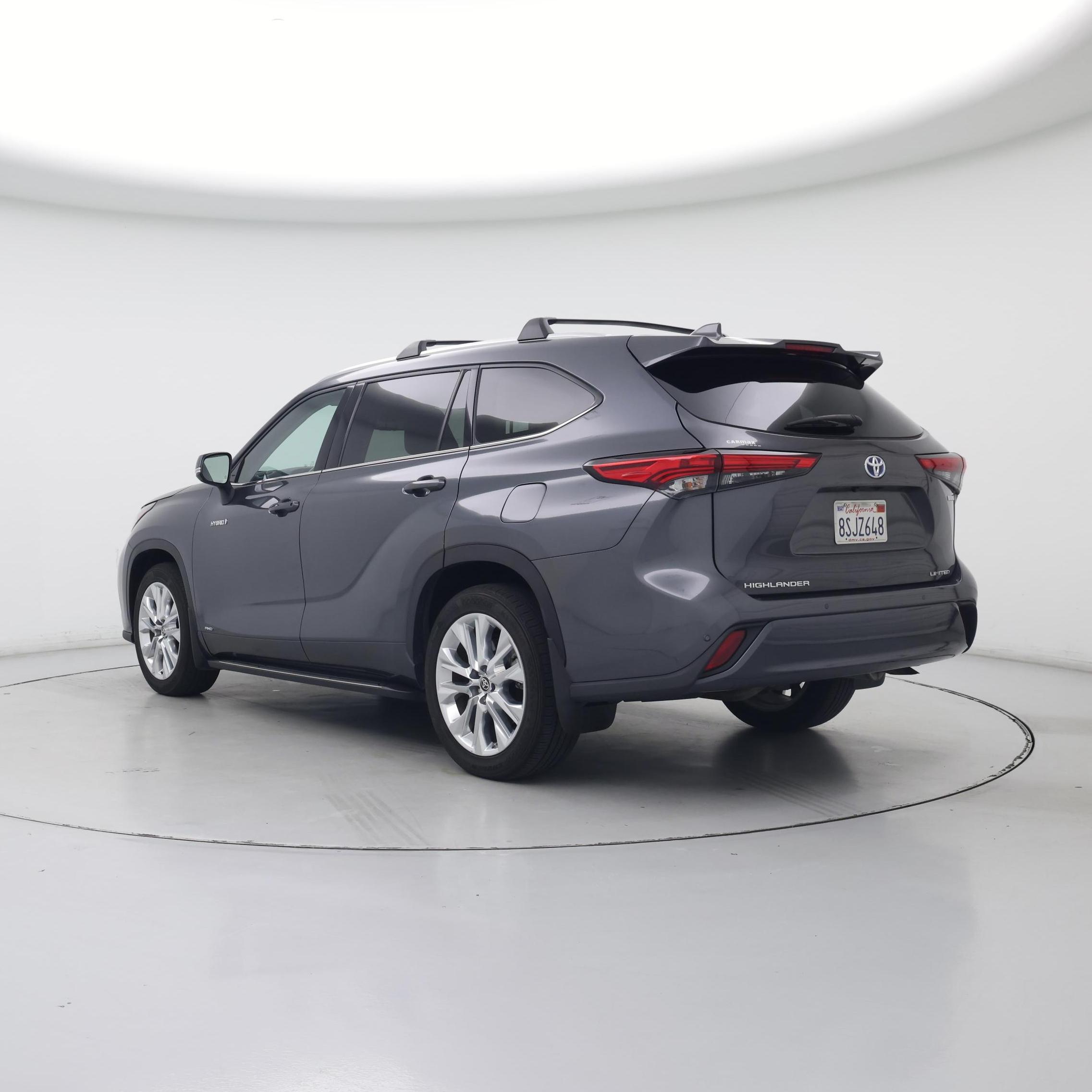 Thumbnail: 2020 Toyota Highlander - 2