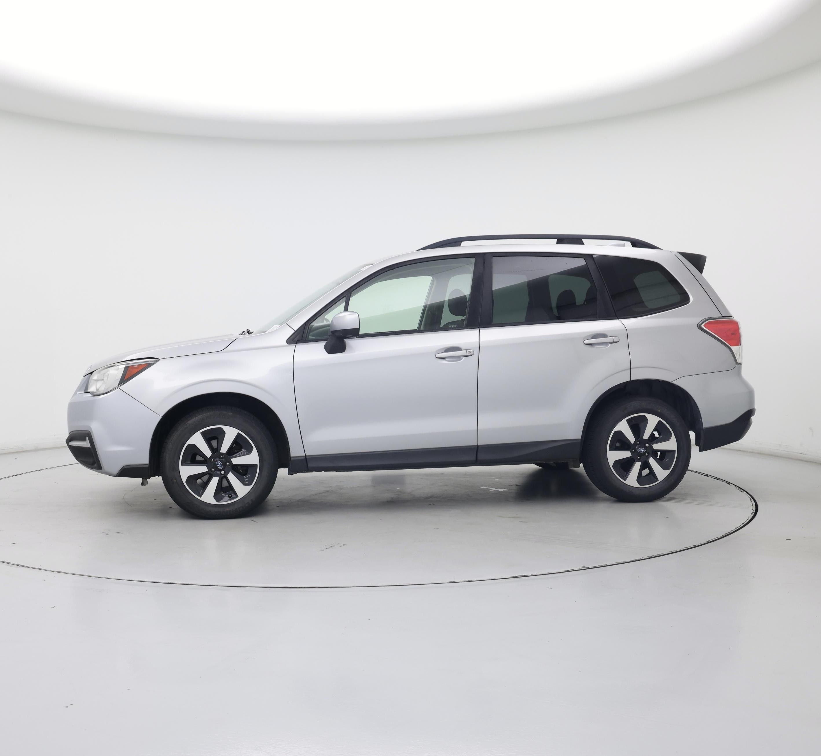 Thumbnail: 2018 Subaru Forester - 3
