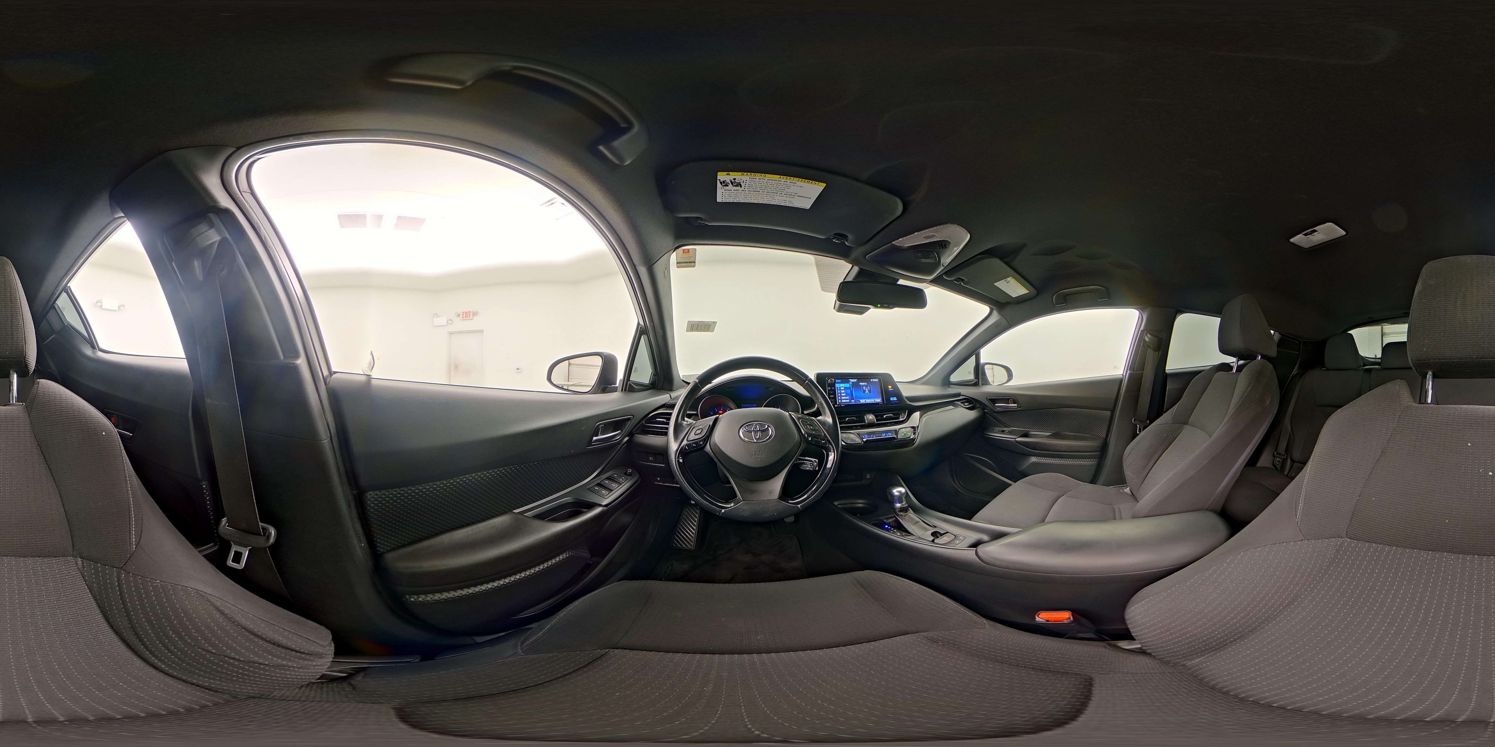2018 Toyota C-HR XLE - Photo 26