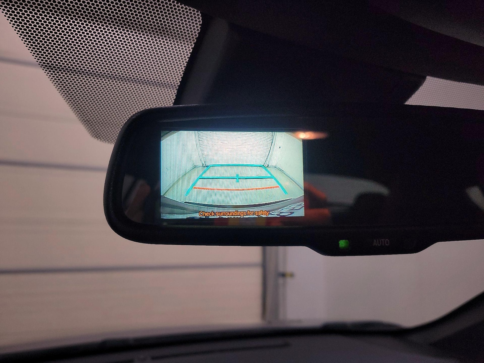 2018 Toyota C-HR XLE - Photo 15