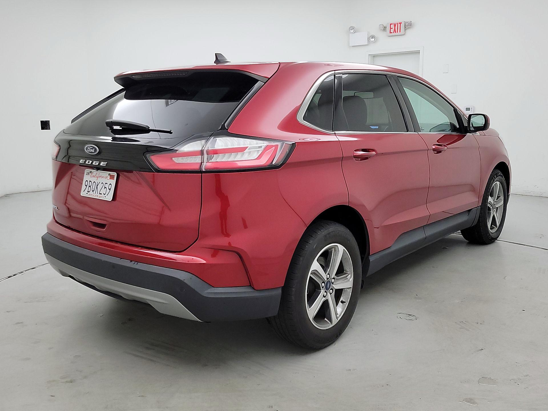 Thumbnail: 2021 Ford Edge - 5