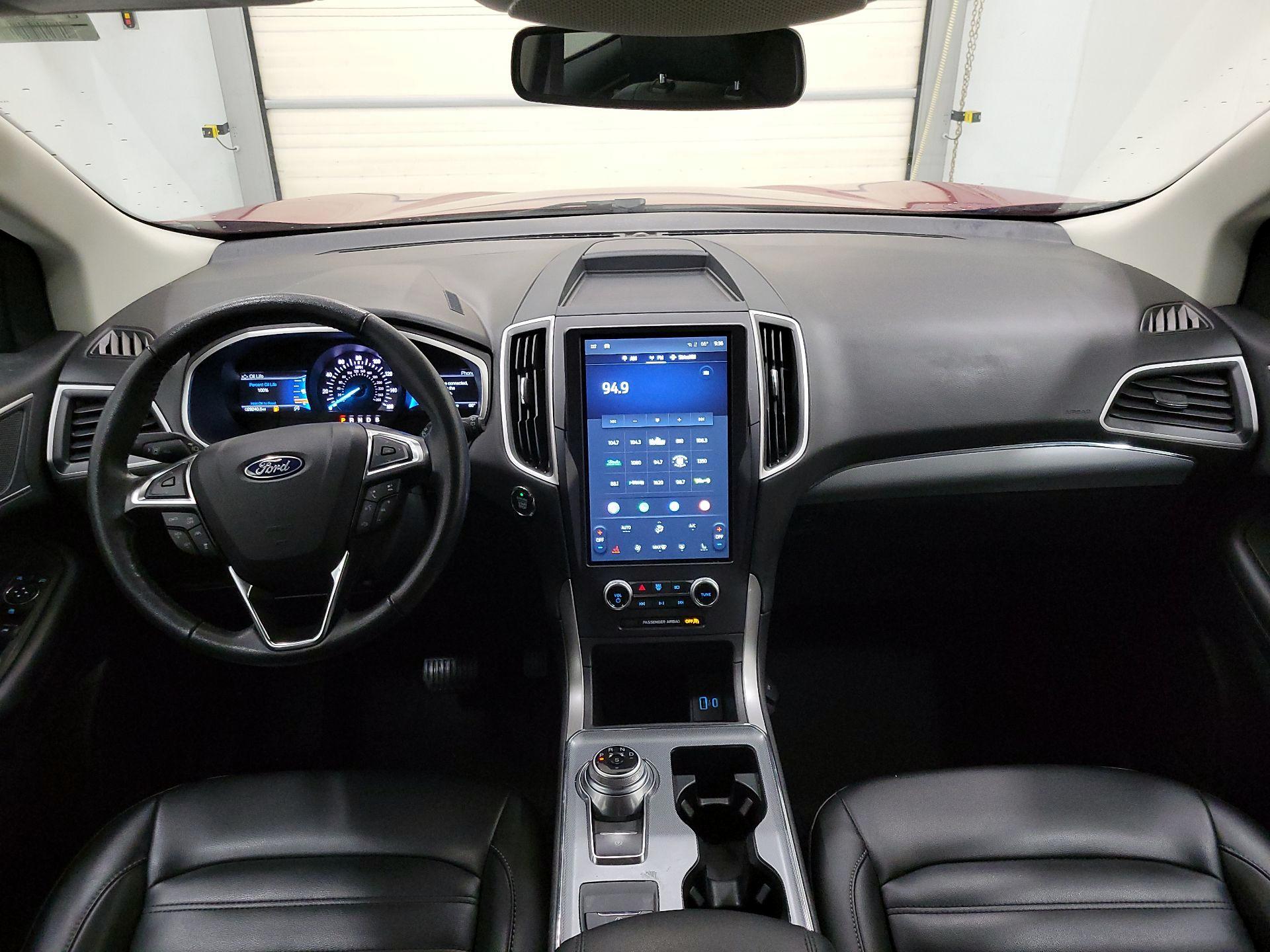 Thumbnail: 2021 Ford Edge - 8