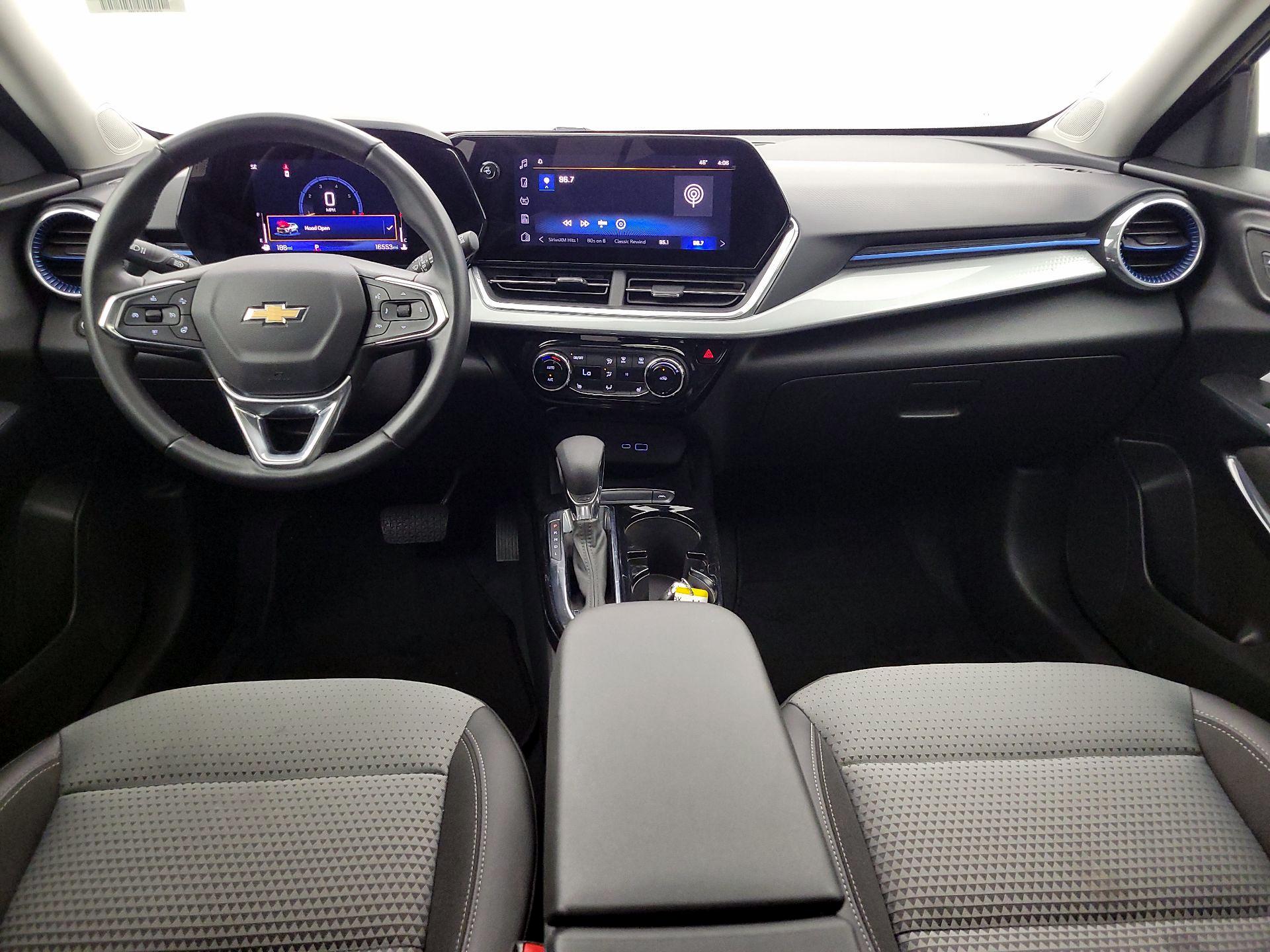 Thumbnail: 2024 Chevrolet Trax - 9