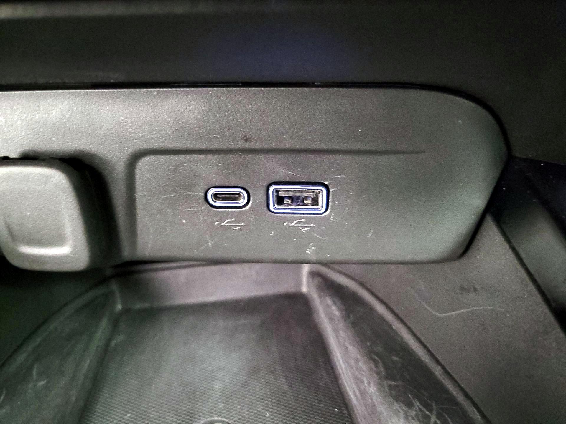 Thumbnail: 2024 Chevrolet Trax - 18