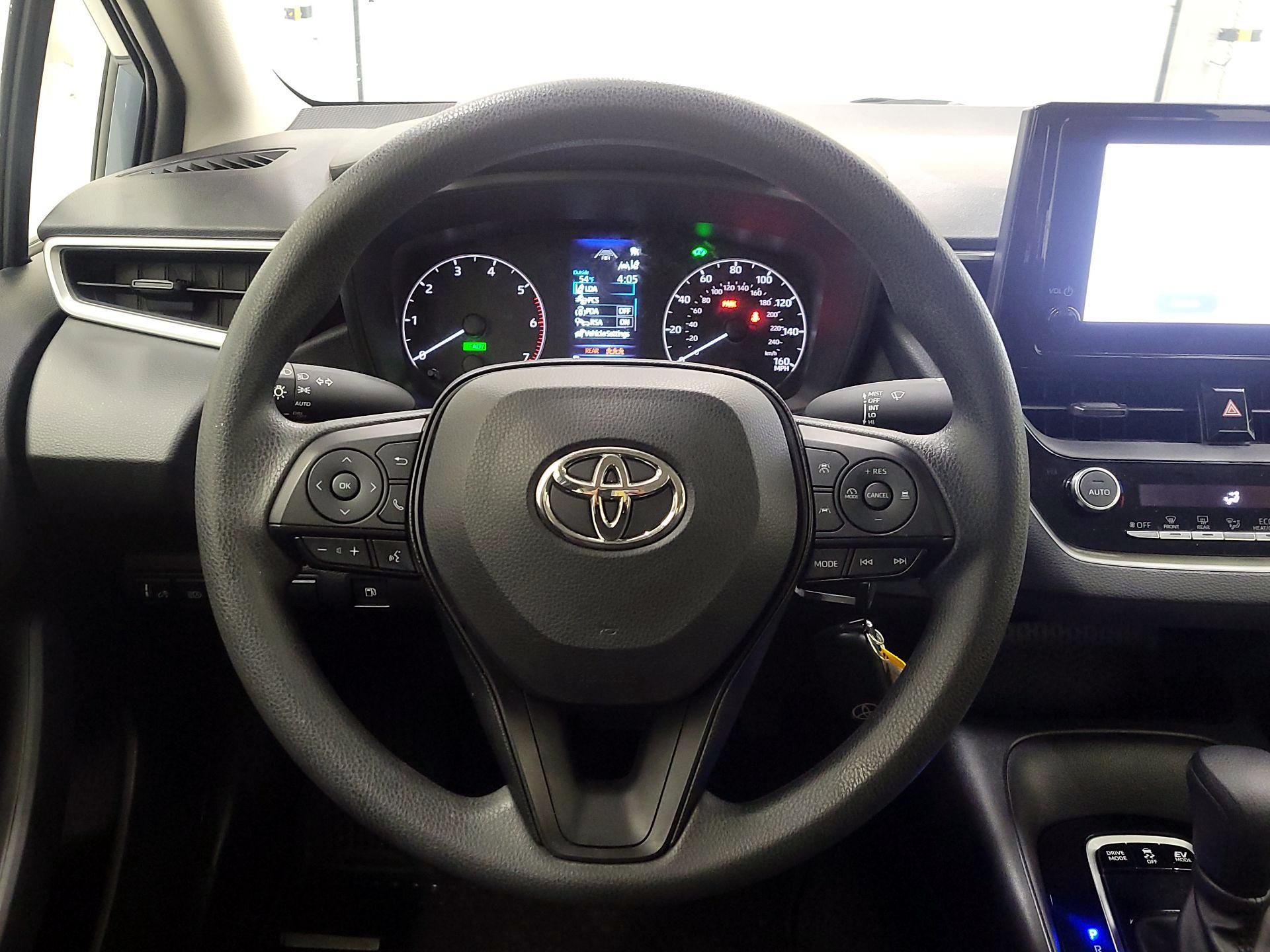 Thumbnail: 2025 Toyota Corolla - 10