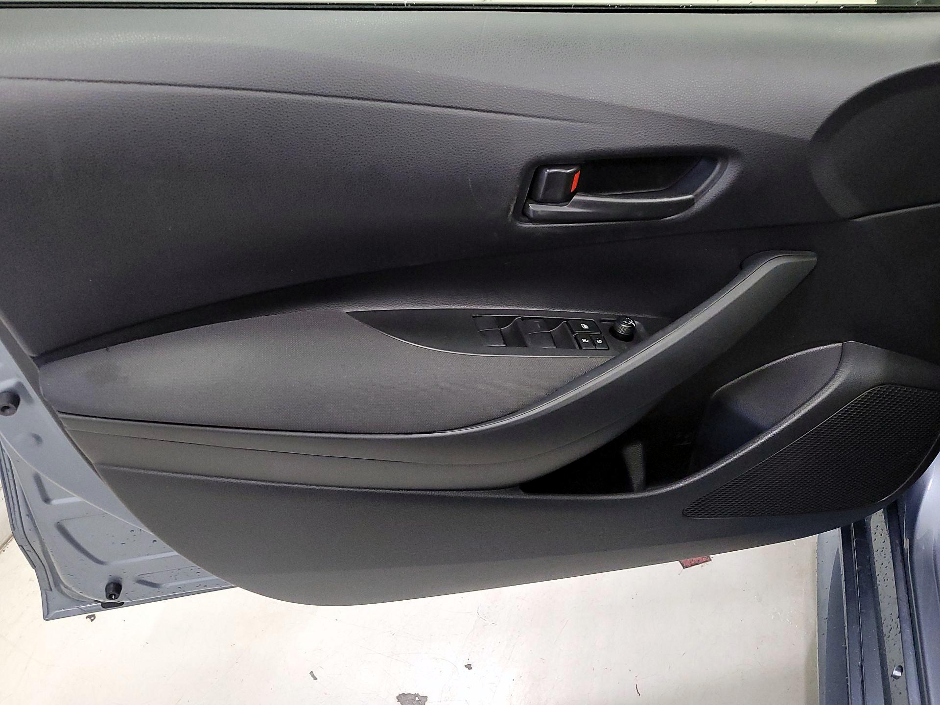 Thumbnail: 2025 Toyota Corolla - 12