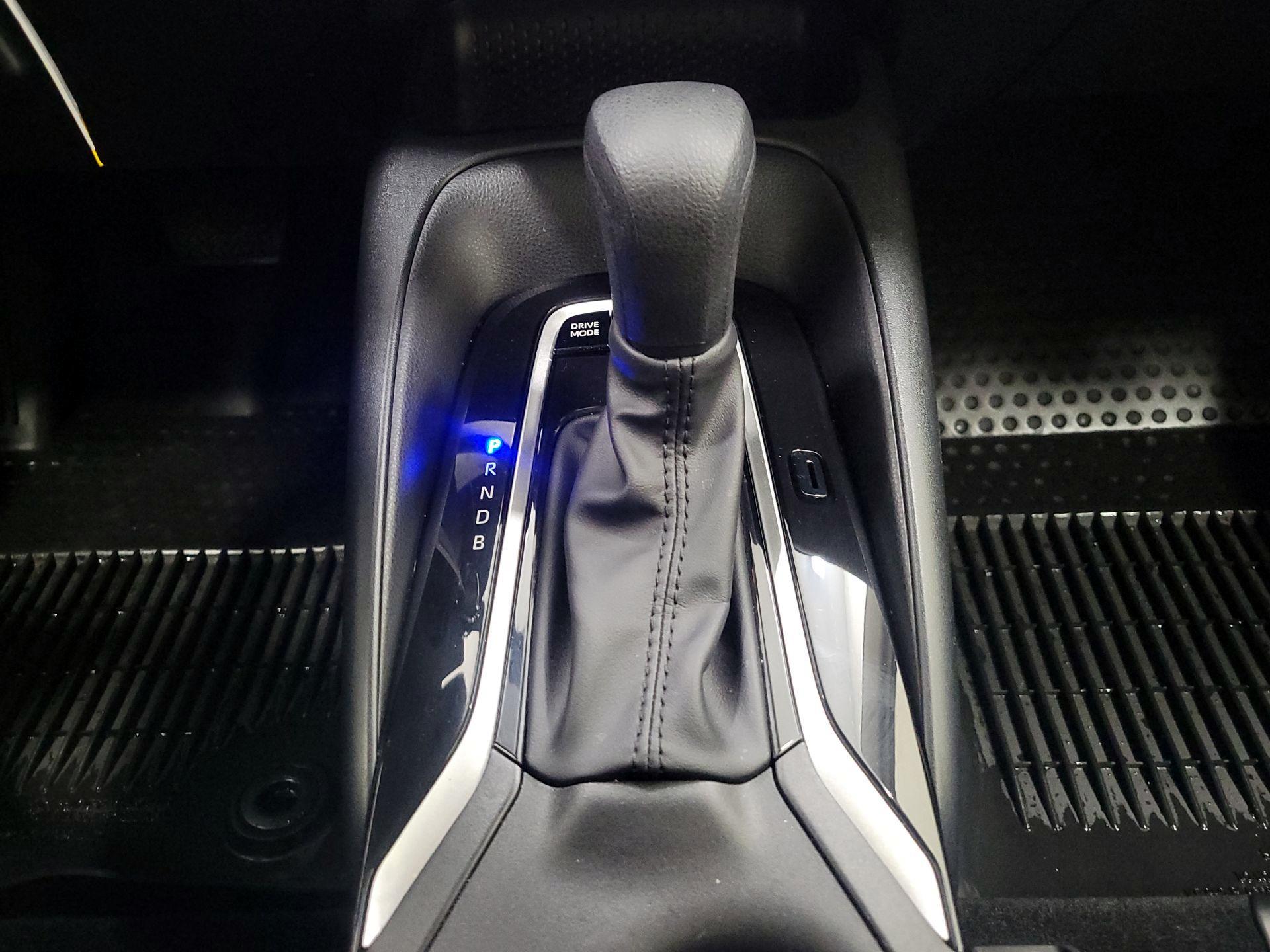 Thumbnail: 2025 Toyota Corolla - 17