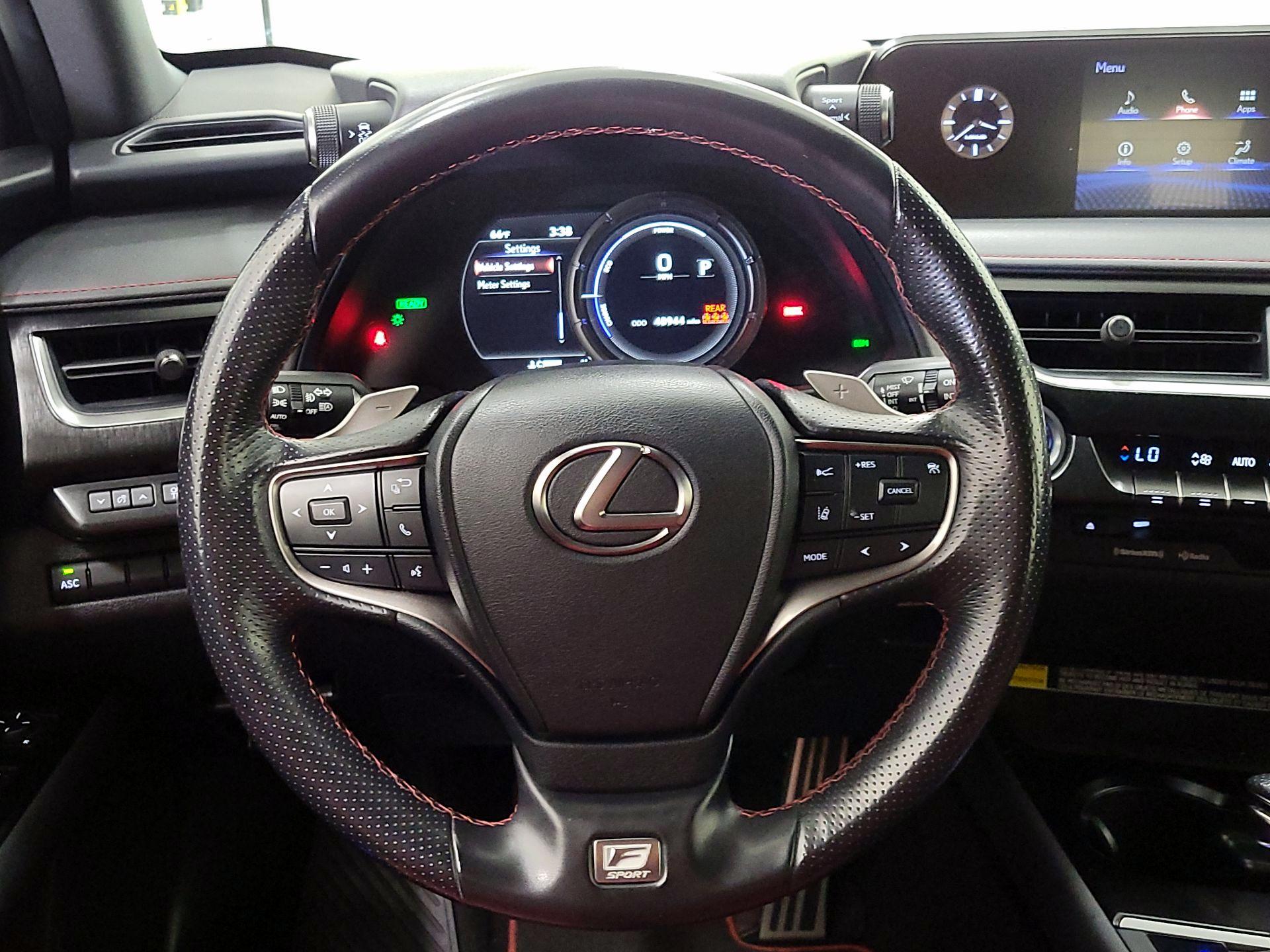 Thumbnail: 2021 Lexus UX - 10