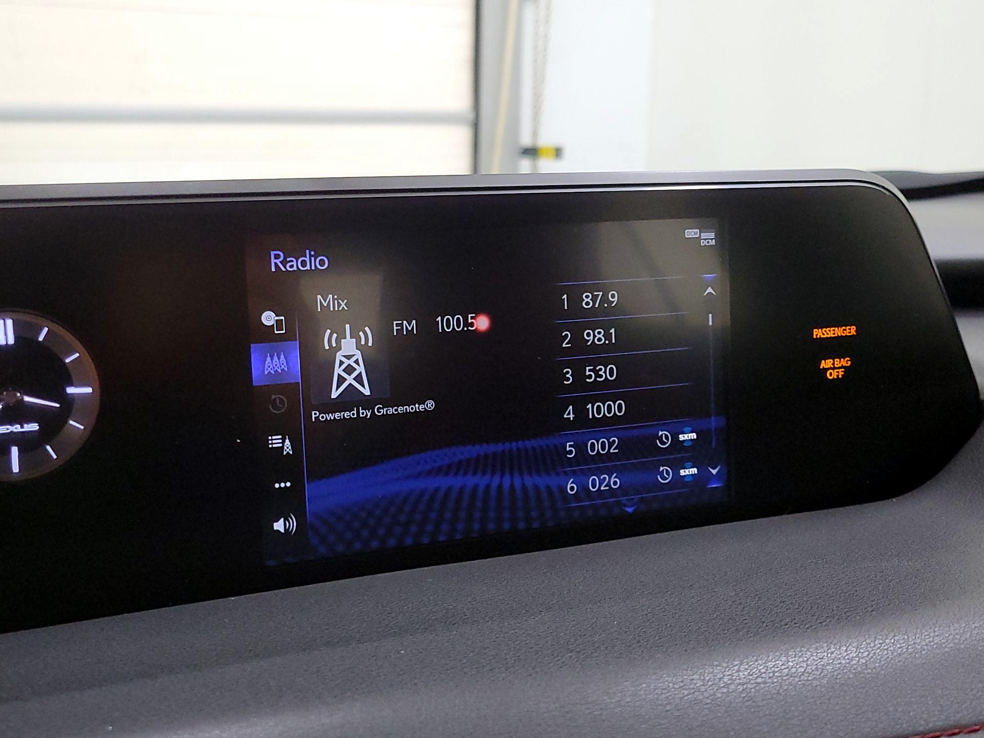 Thumbnail: 2021 Lexus UX - 15