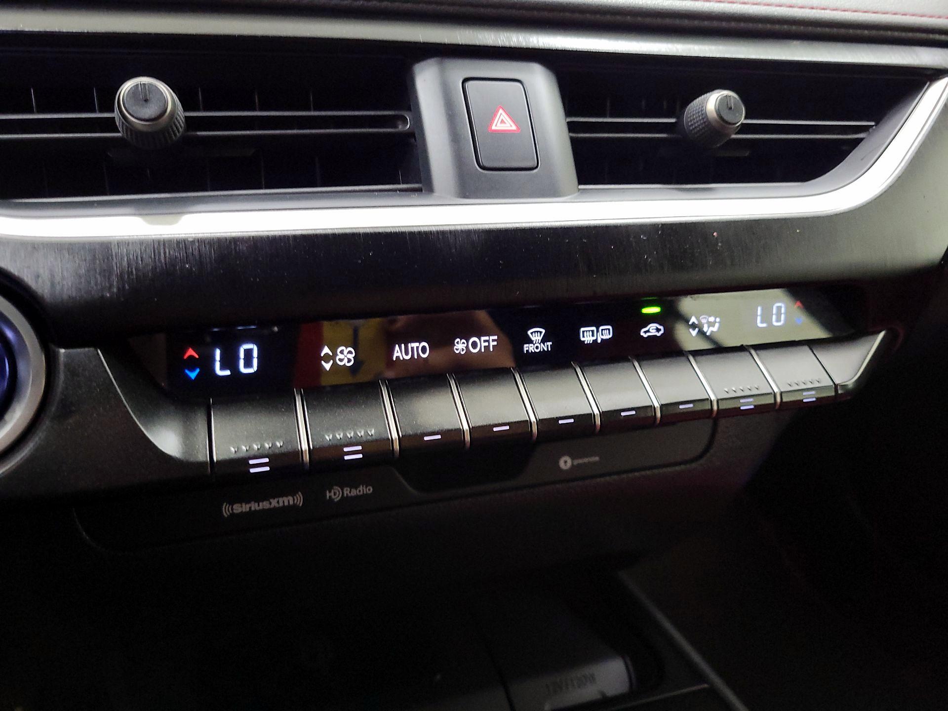 Thumbnail: 2021 Lexus UX - 16