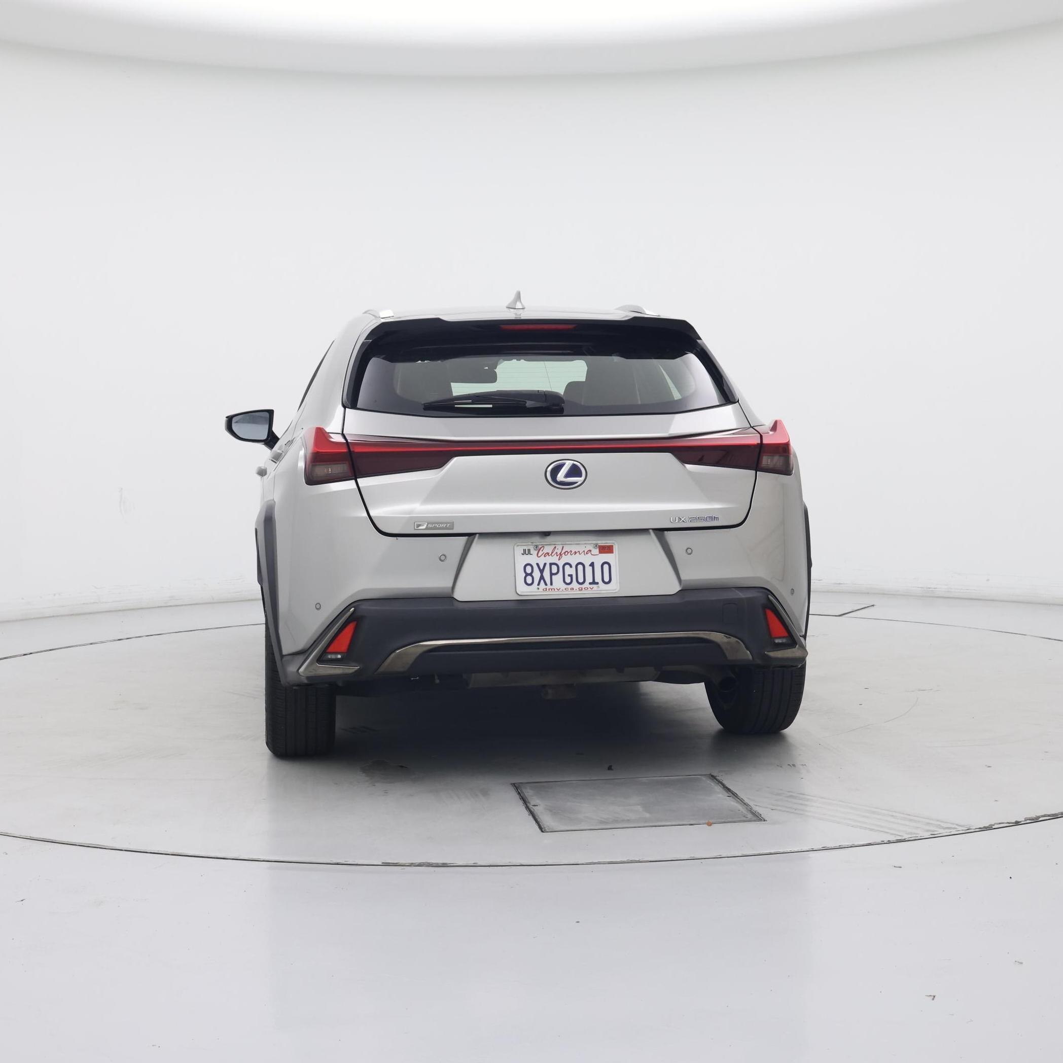 Thumbnail: 2021 Lexus UX - 6