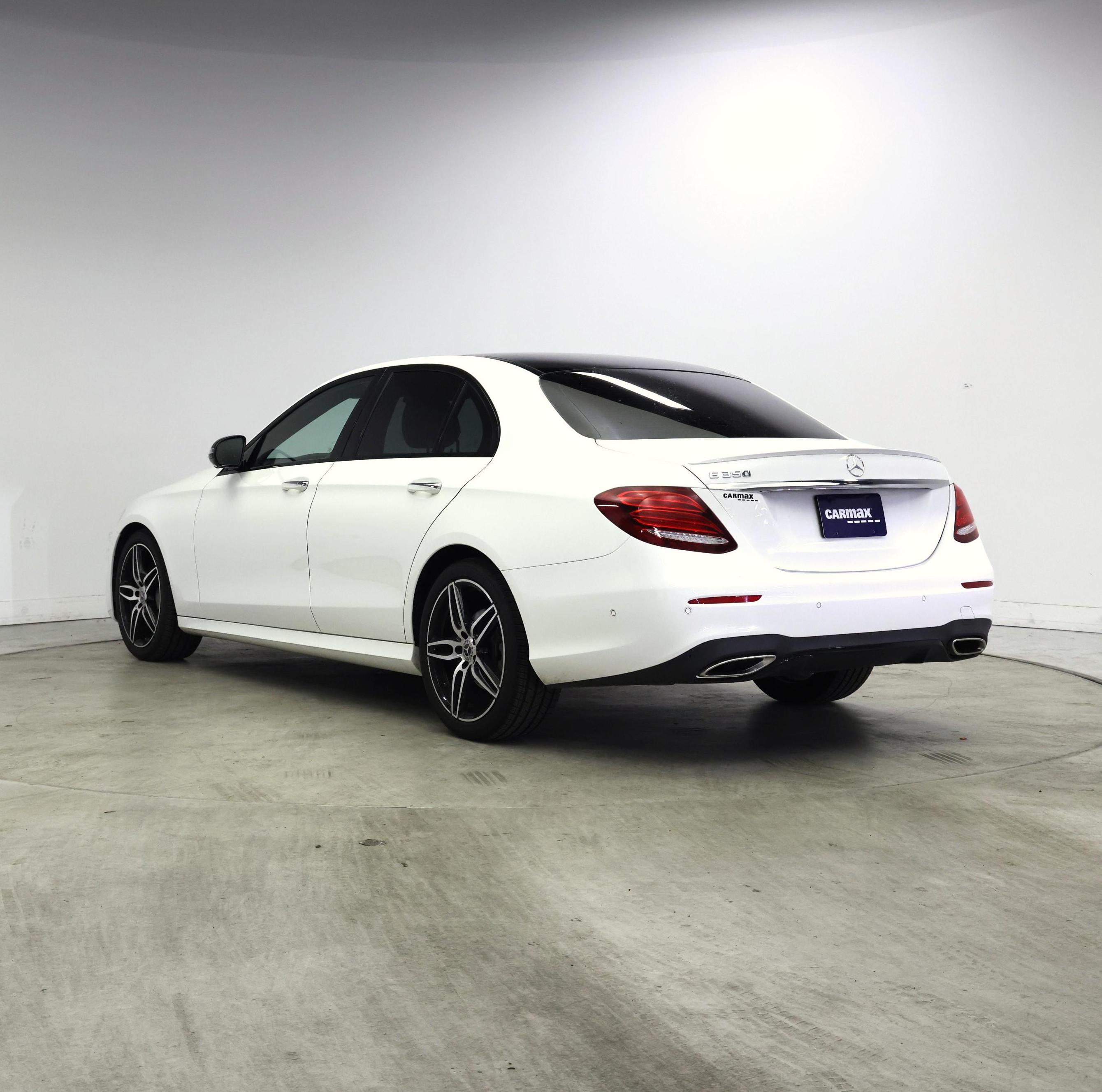 Thumbnail: 2020 Mercedes-Benz E-Class - 2