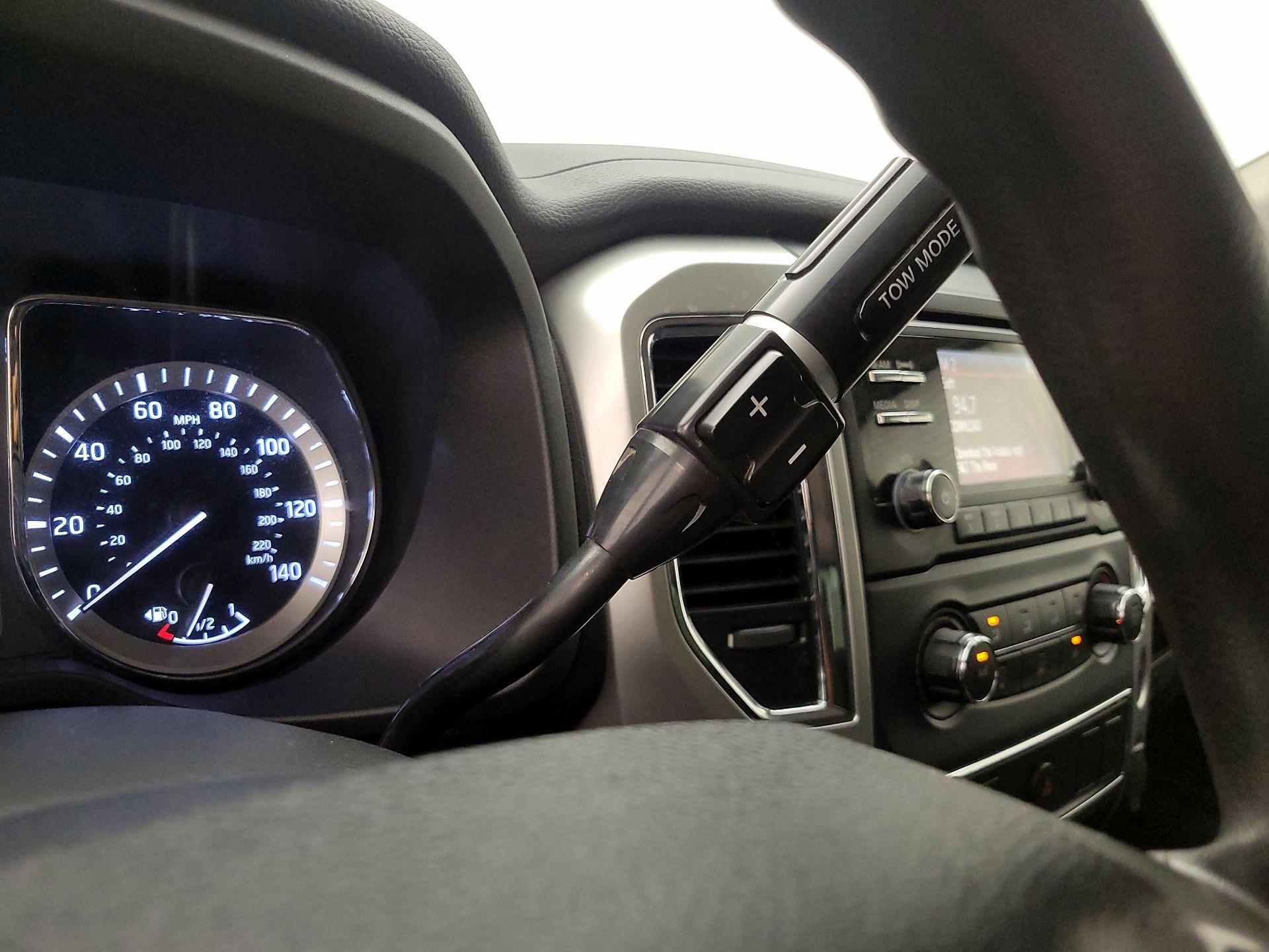 Thumbnail: 2017 Nissan Titan - 16