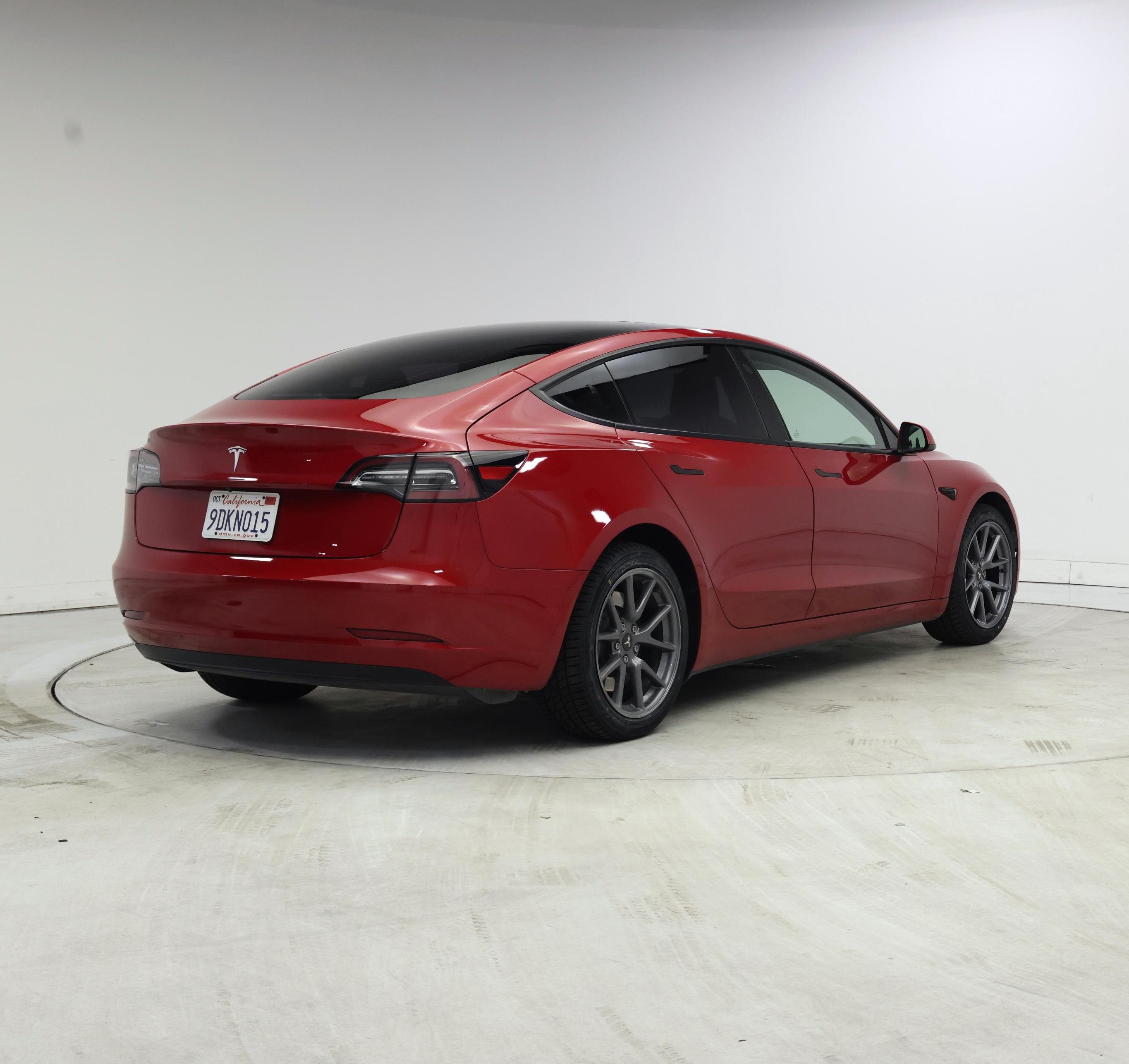 Thumbnail: 2023 Tesla Model 3 - 8