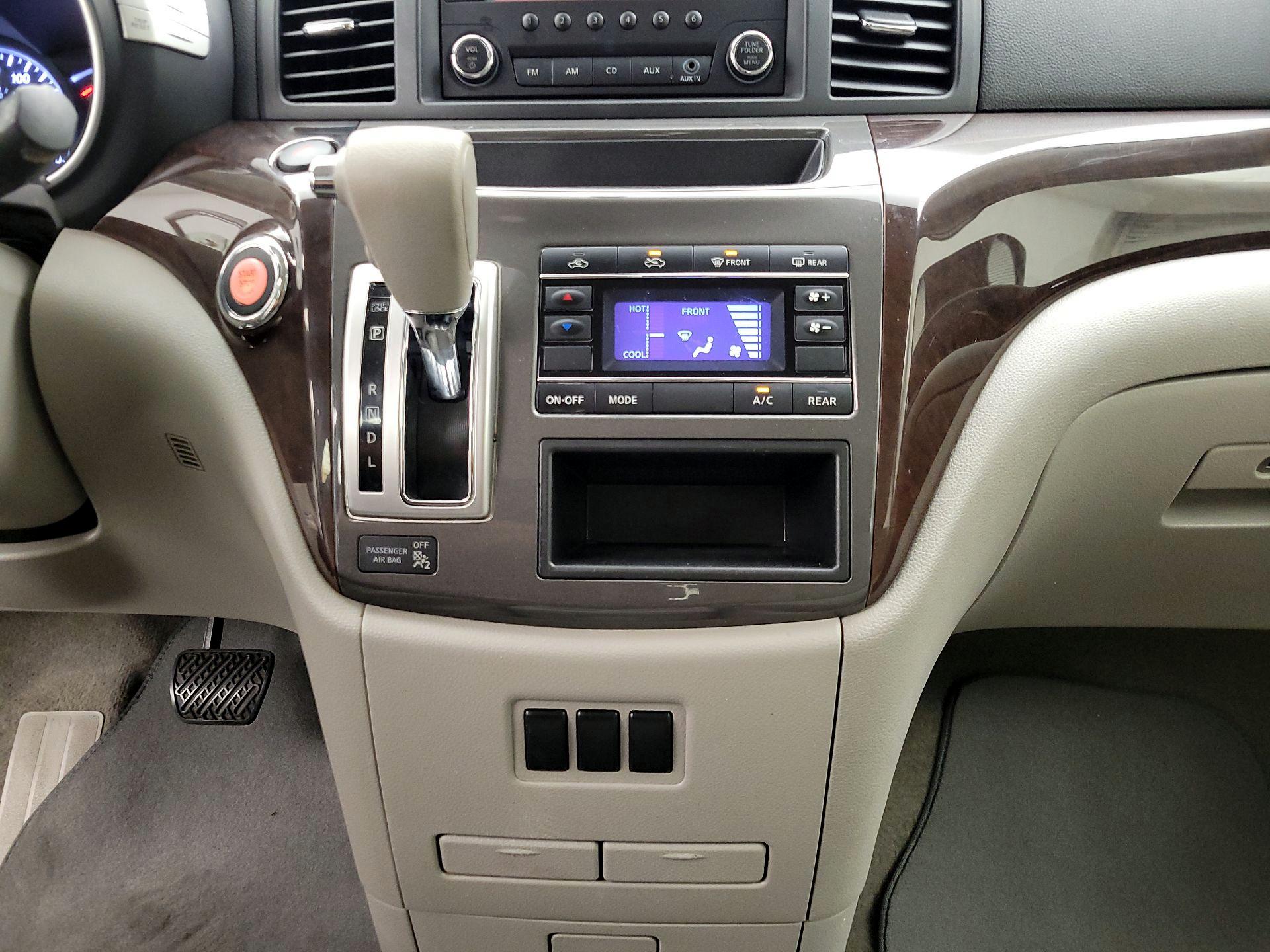 Thumbnail: 2015 Nissan Quest - 15