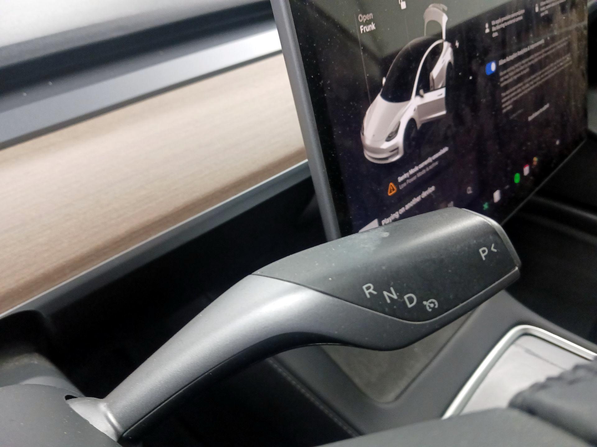 Thumbnail: 2023 Tesla Model 3 - 15