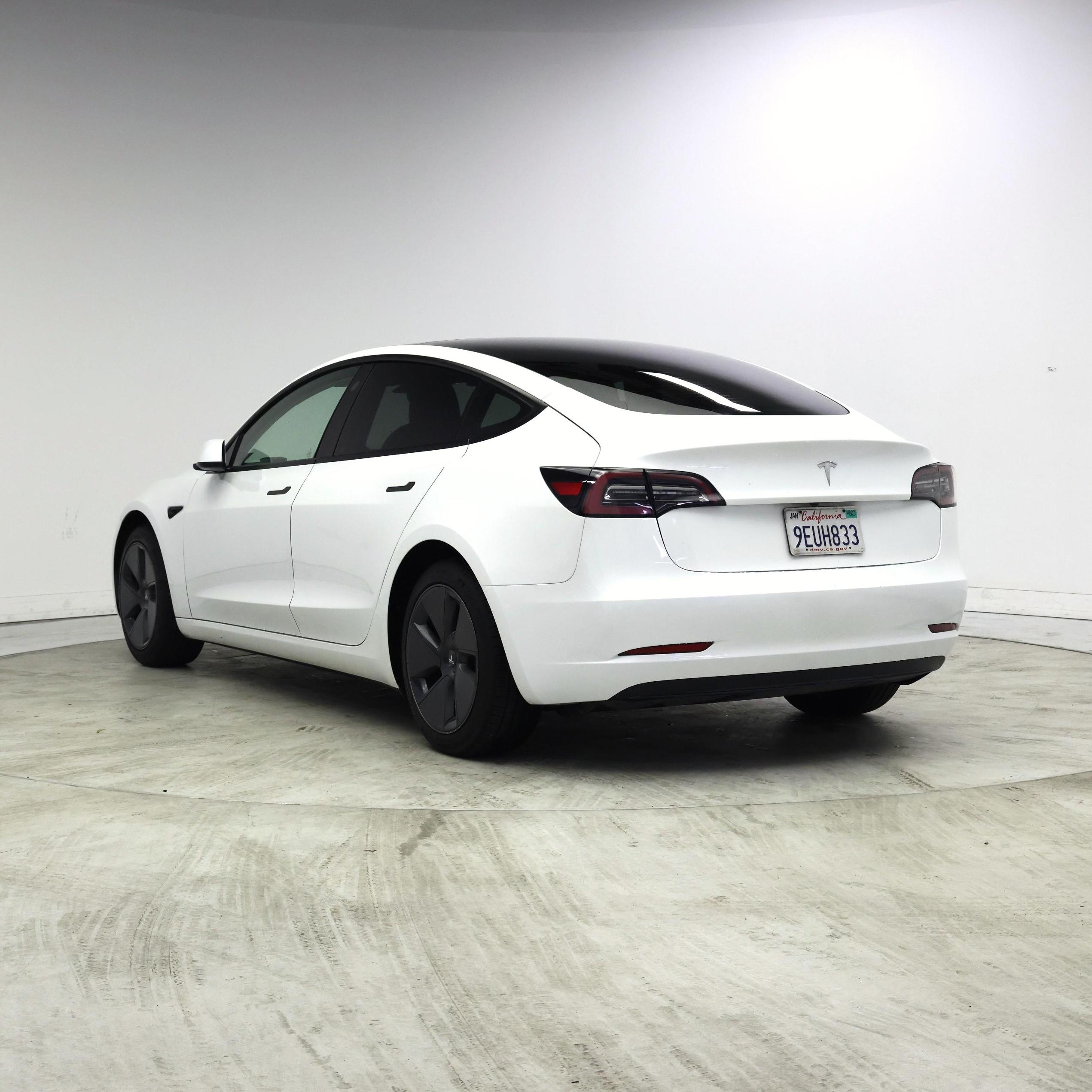 Thumbnail: 2023 Tesla Model 3 - 2