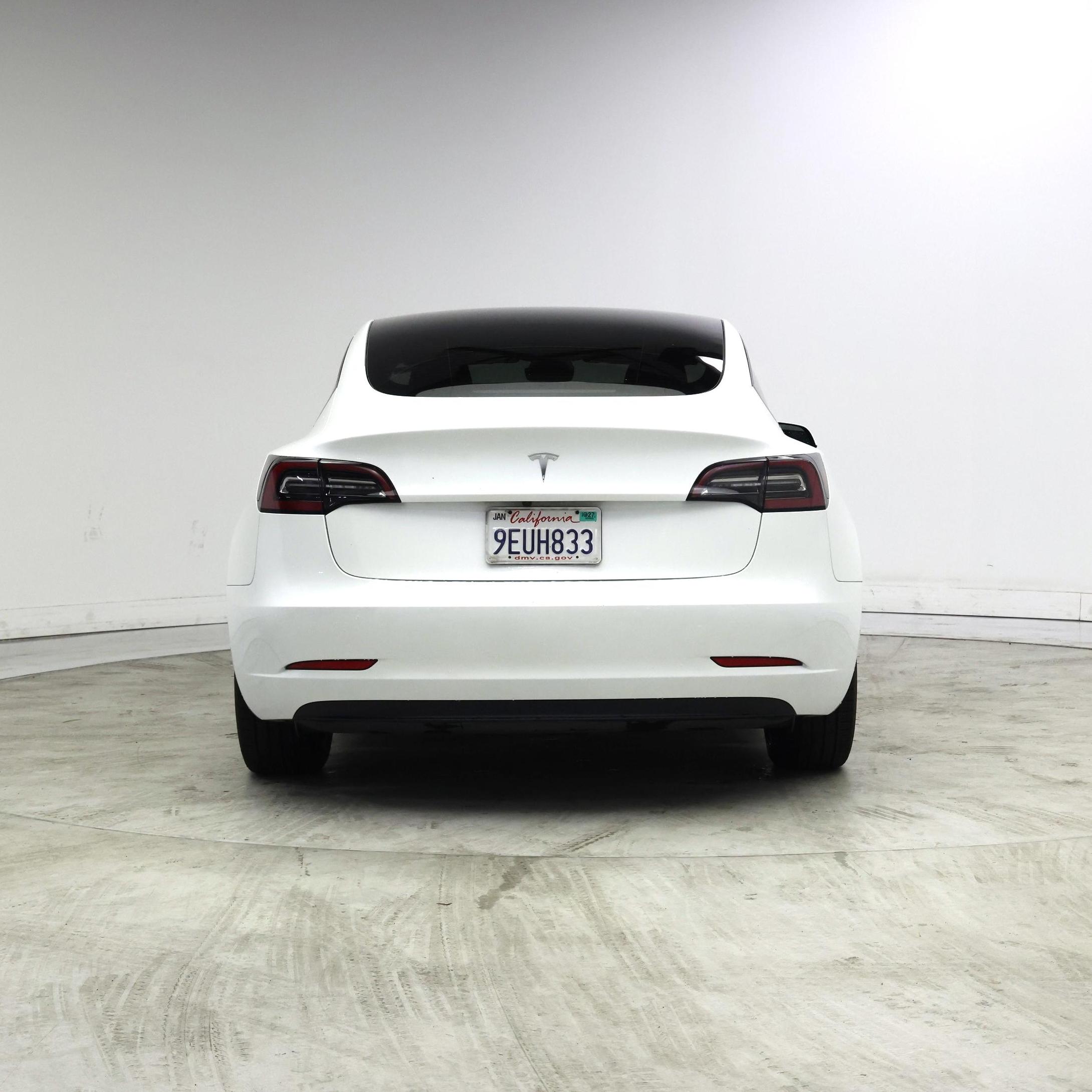 Thumbnail: 2023 Tesla Model 3 - 6