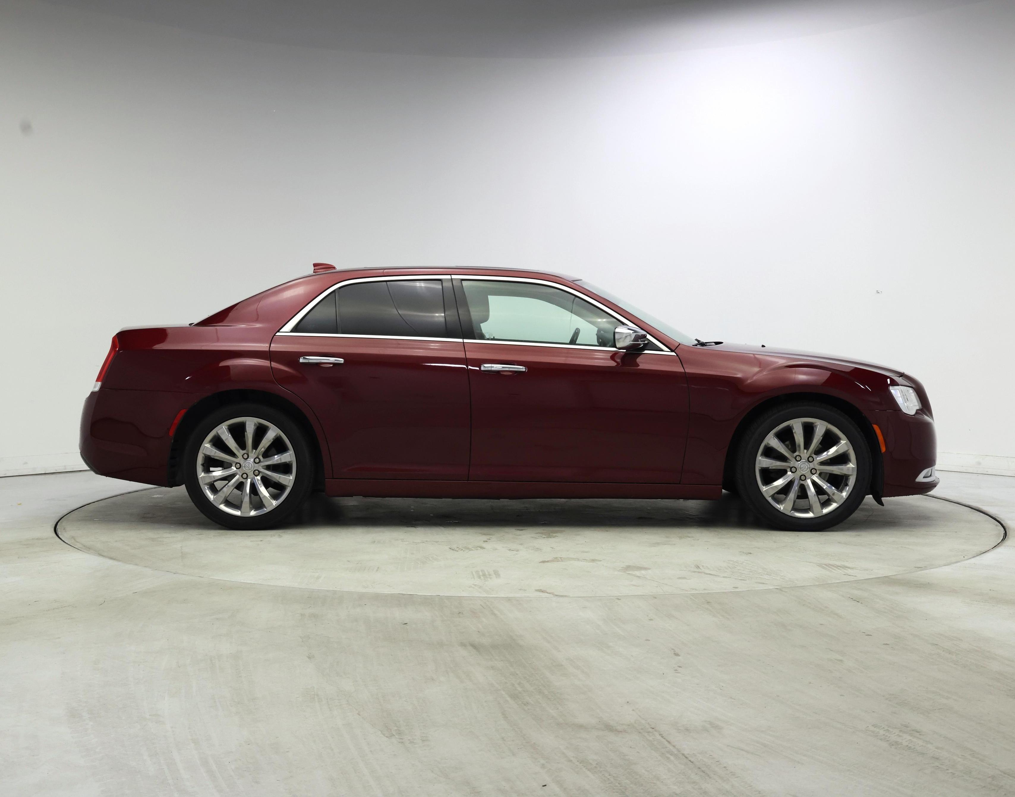 Thumbnail: 2019 Chrysler 300 - 7