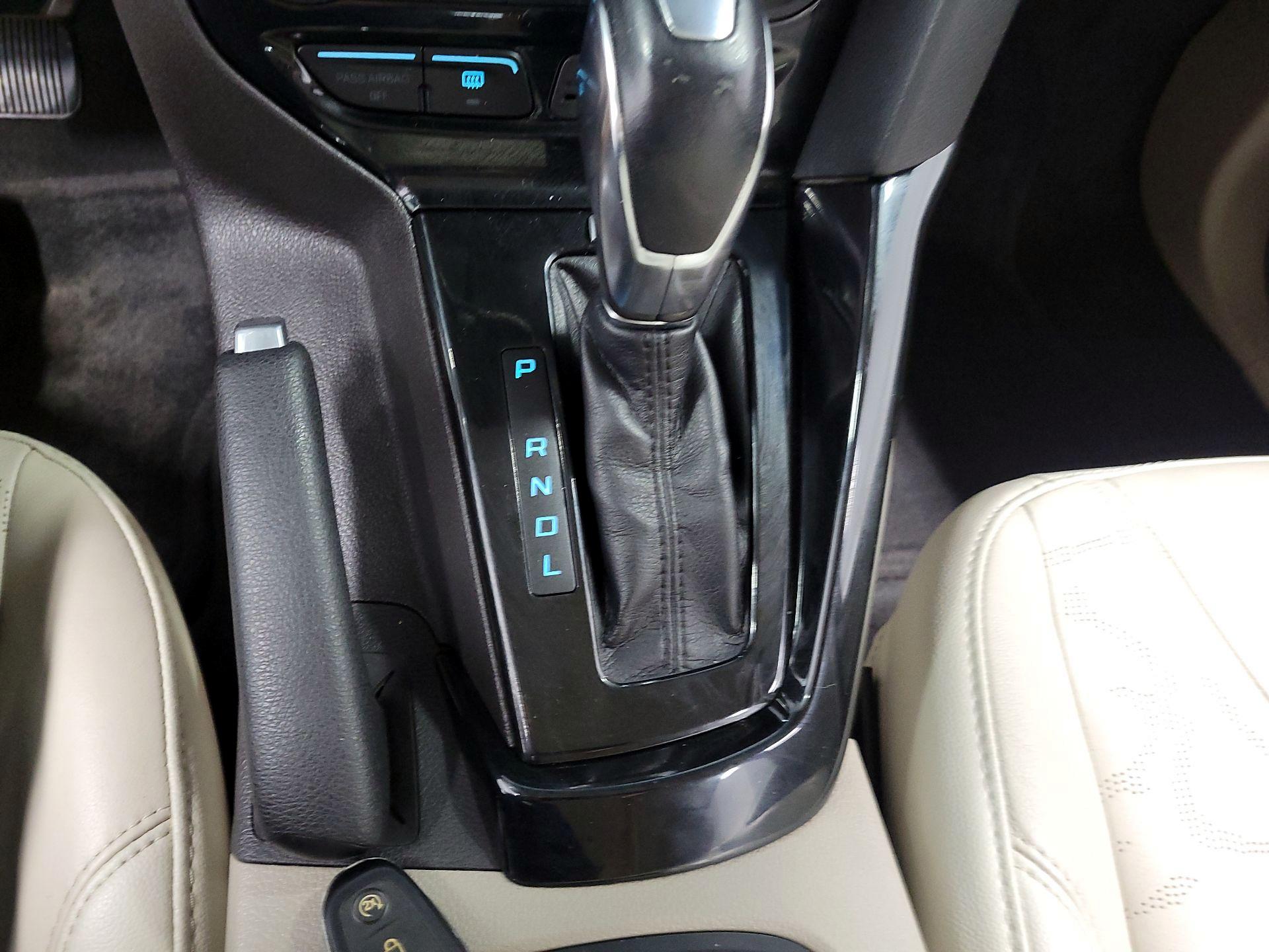 Thumbnail: 2014 Ford Focus - 16