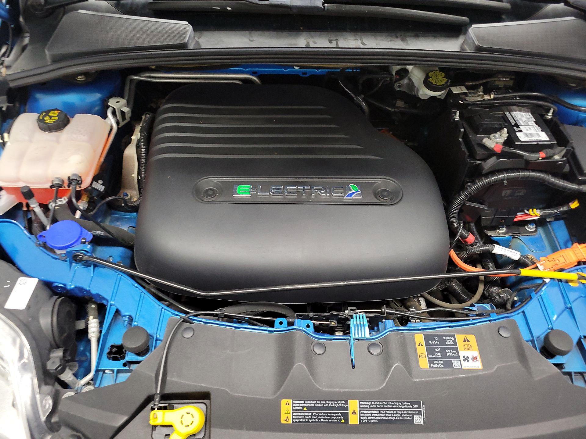 Thumbnail: 2014 Ford Focus - 19