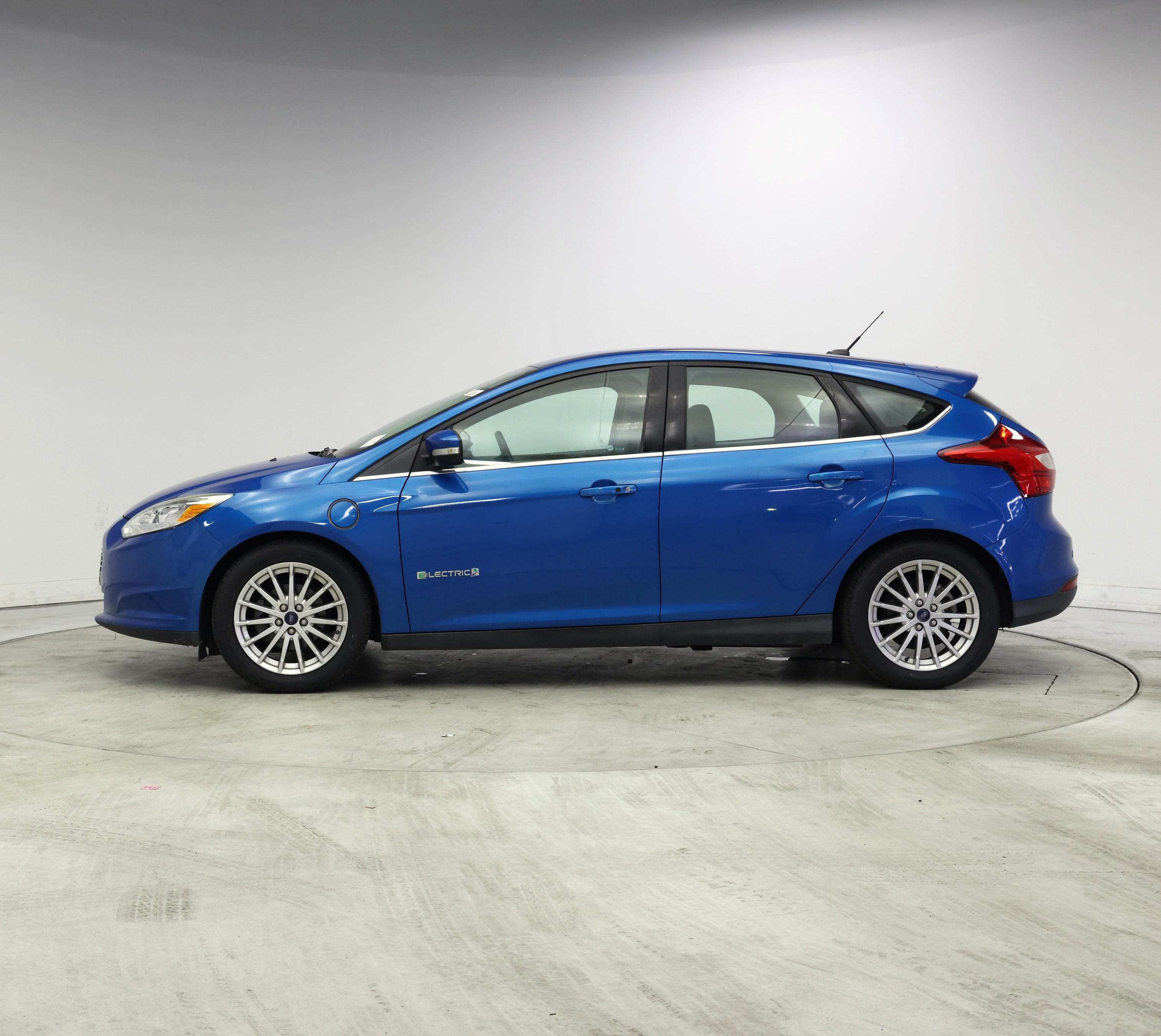 Thumbnail: 2014 Ford Focus - 3