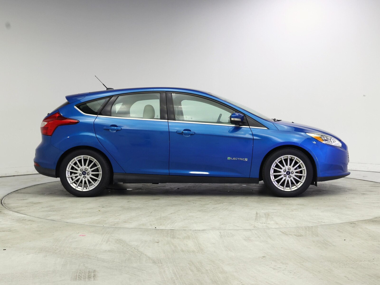 2014 Ford Focus Electric - Photo 8