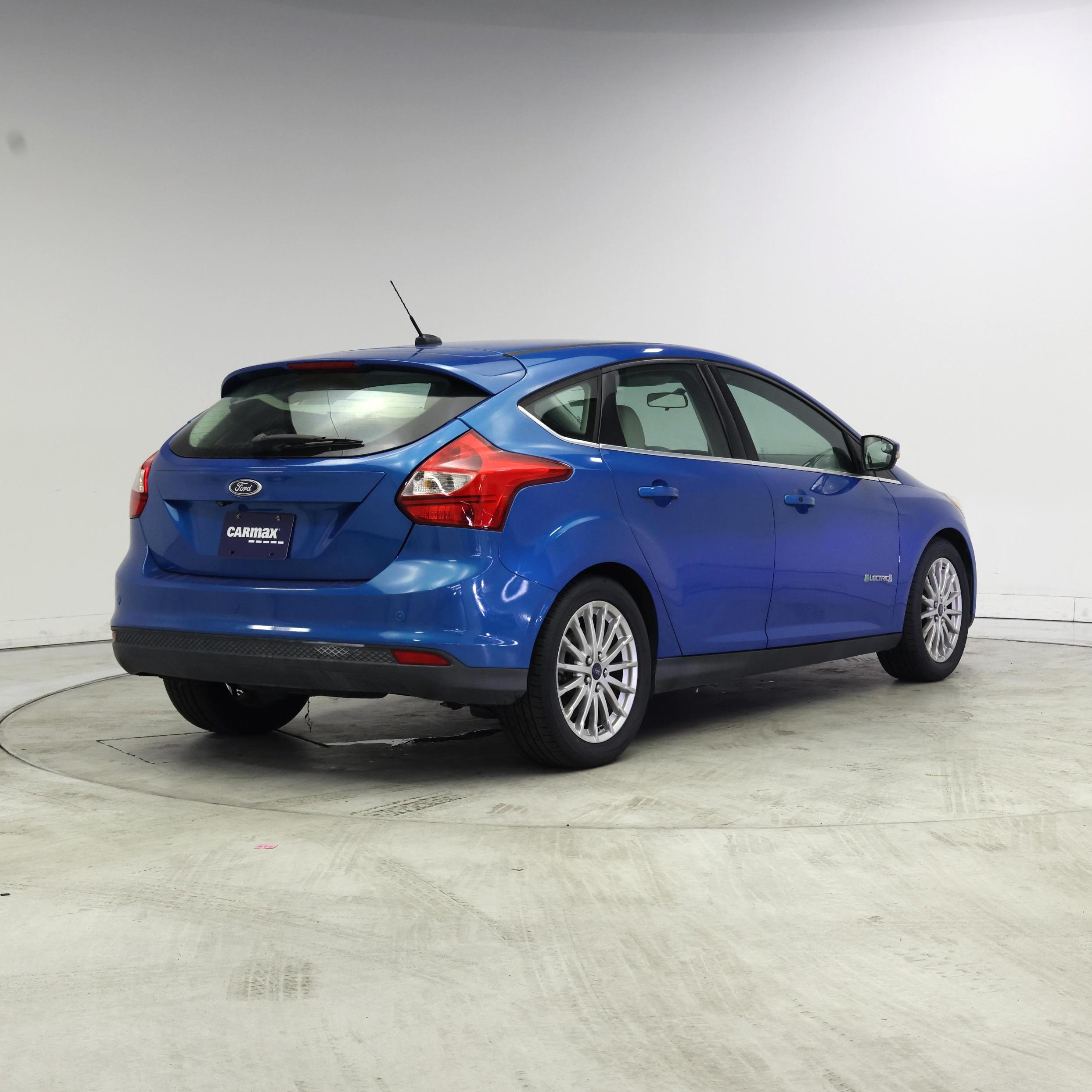 Thumbnail: 2014 Ford Focus - 8