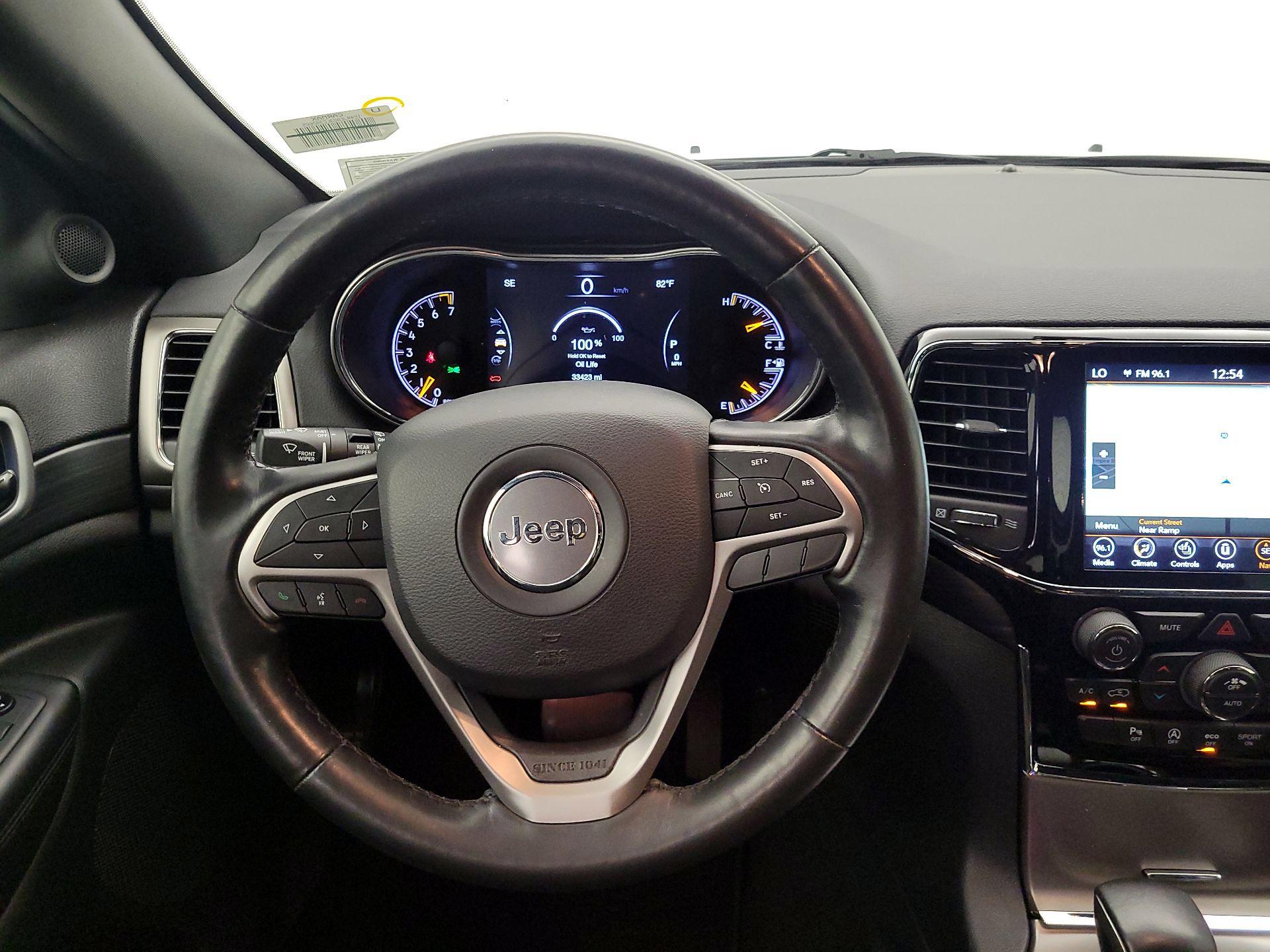 Thumbnail: 2020 Jeep Grand Cherokee - 10