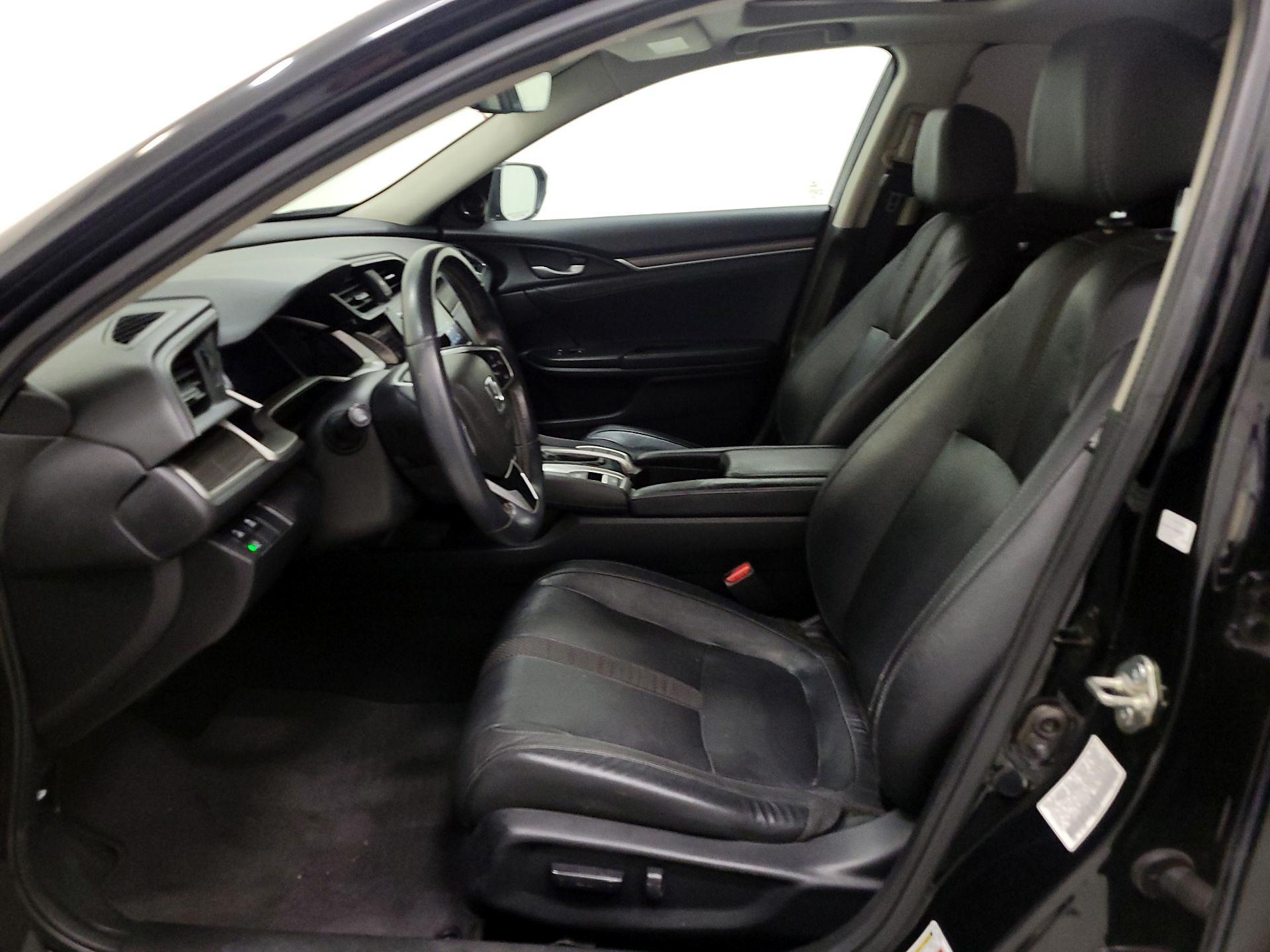 Thumbnail: 2019 Honda Civic - 11