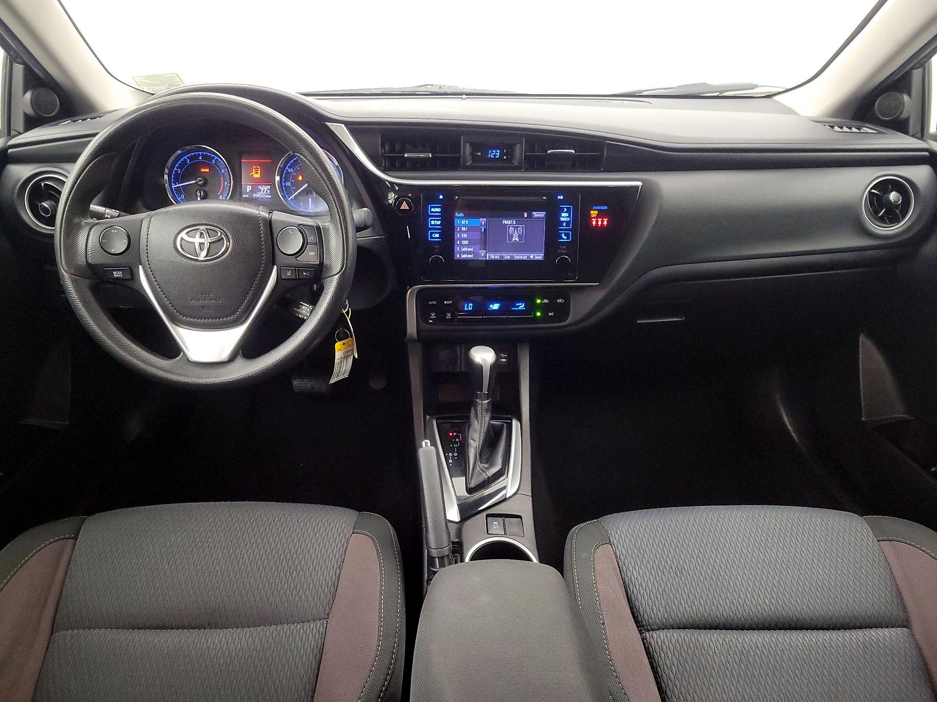 Thumbnail: 2018 Toyota Corolla - 9
