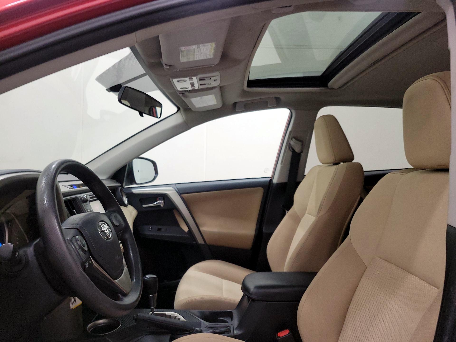 Thumbnail: 2014 Toyota RAV4 - 19