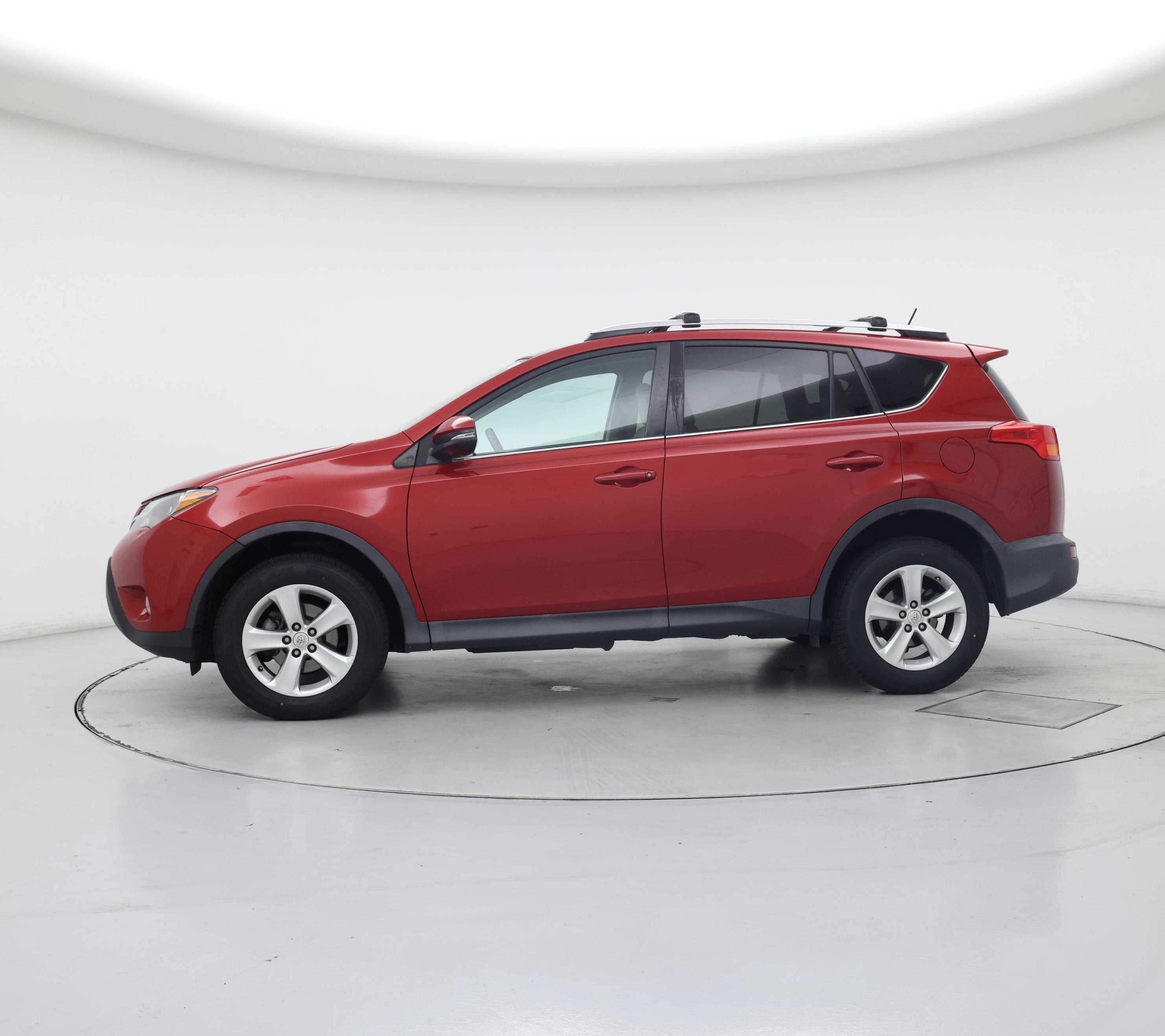 Thumbnail: 2014 Toyota RAV4 - 3