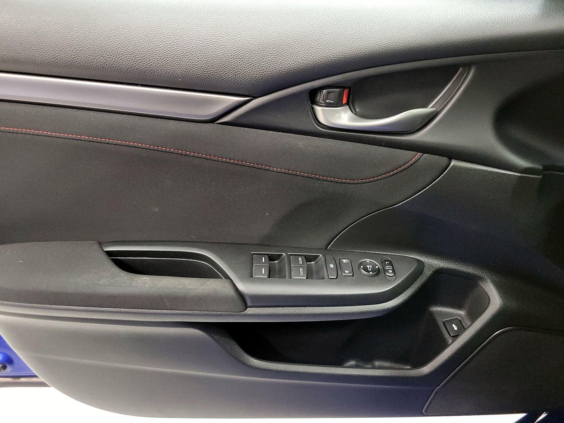 Thumbnail: 2018 Honda Civic - 12