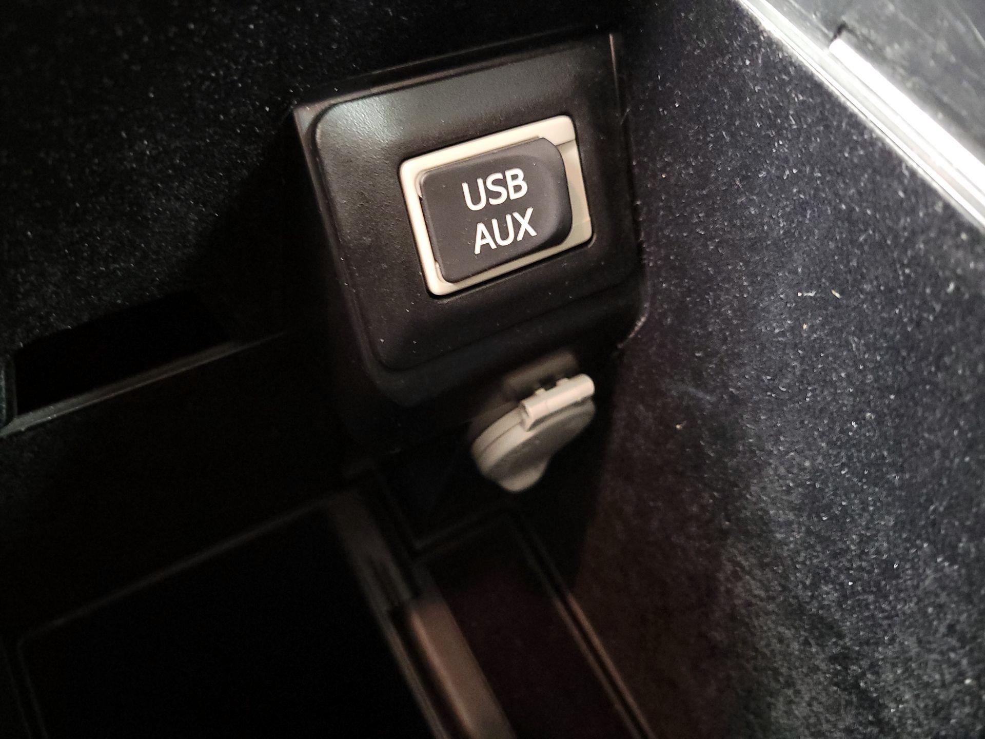 Thumbnail: 2015 Lexus RX - 18